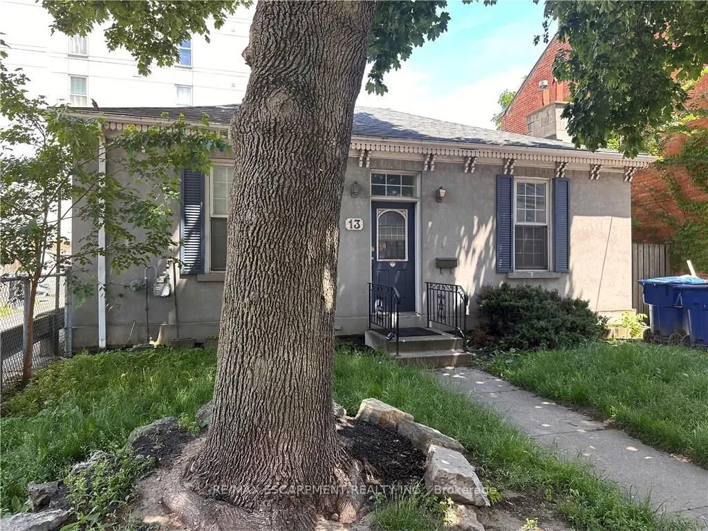 13 Augusta Street
