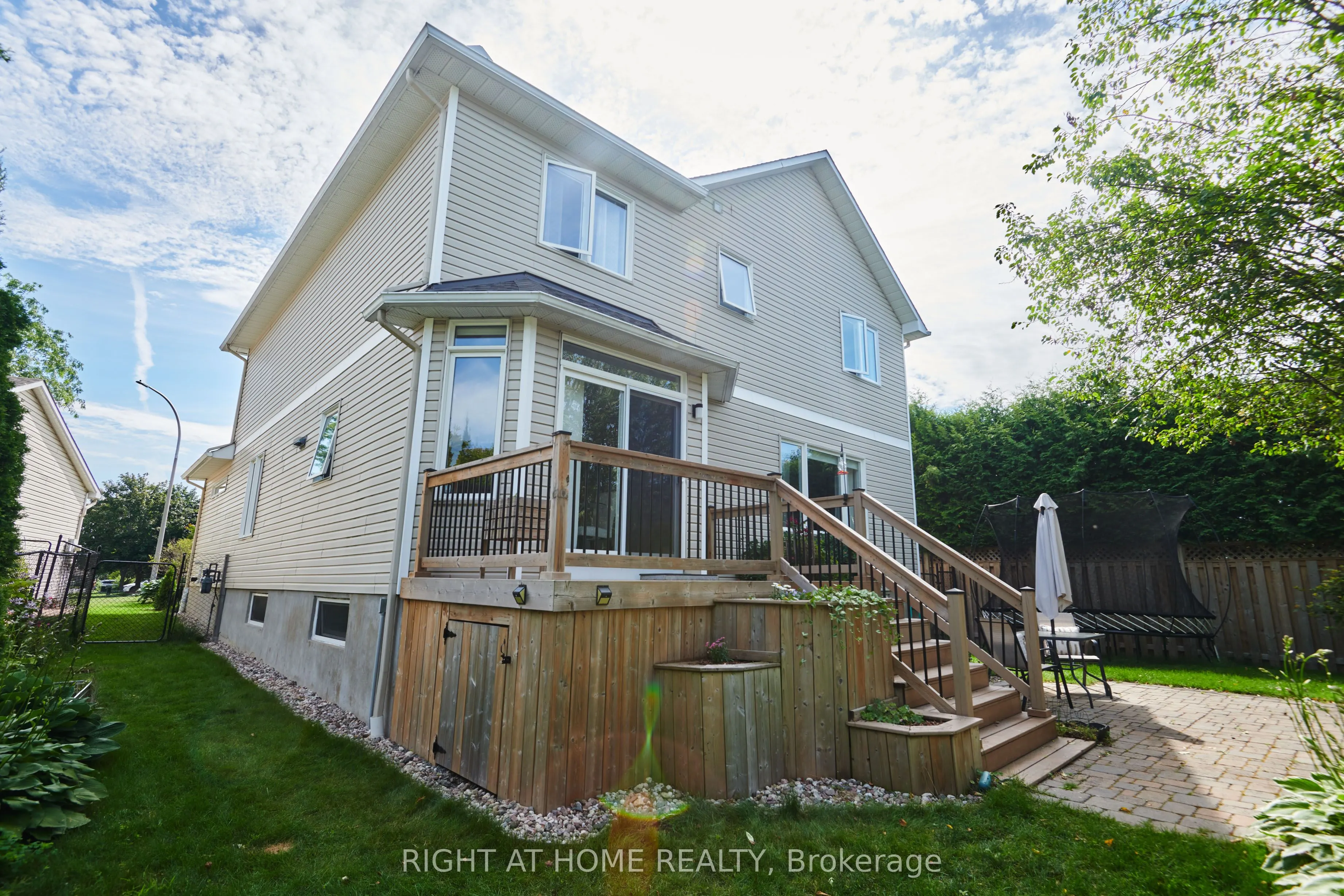 31 Forillon Crescent