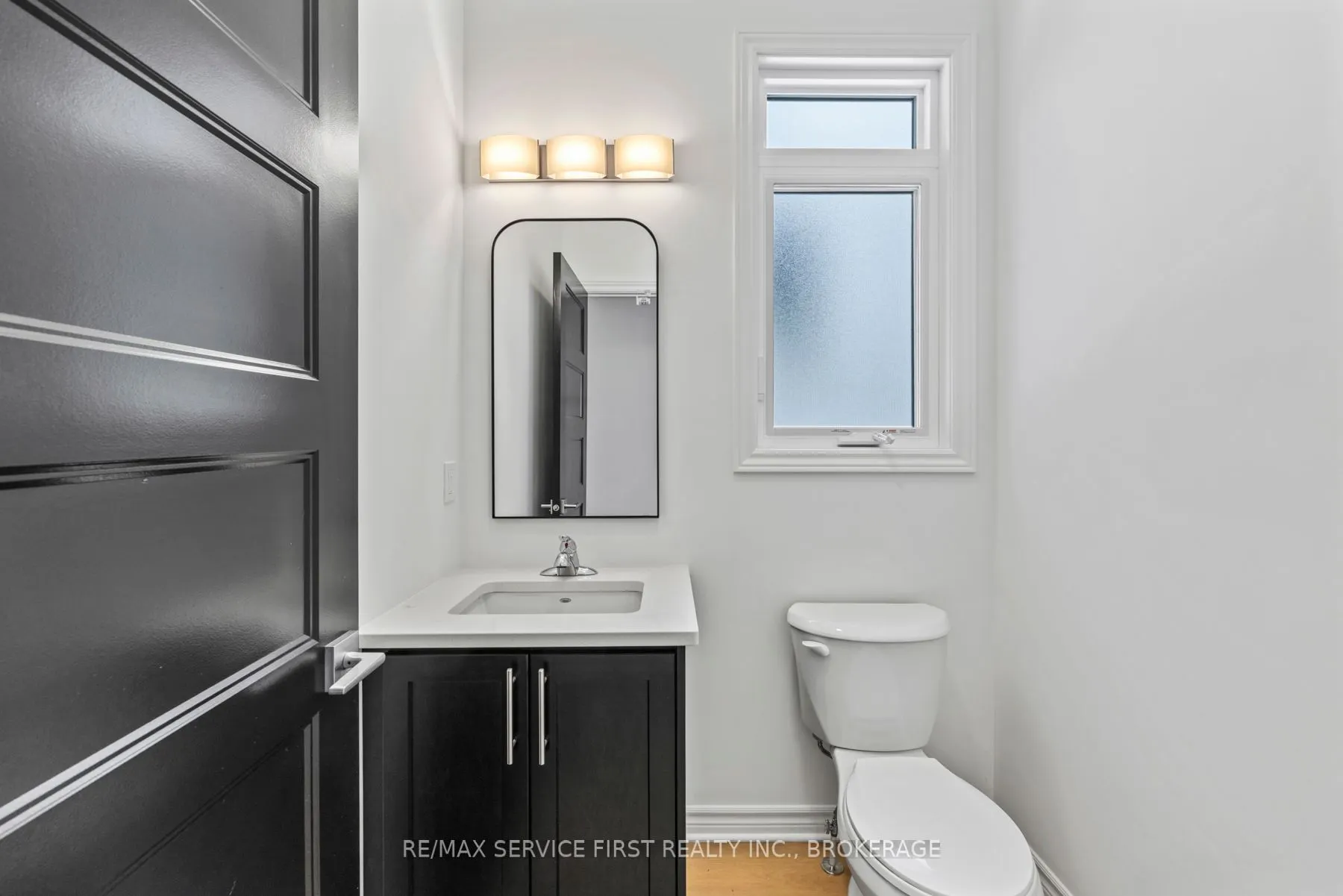 1350 TURNBULL Way, #E43