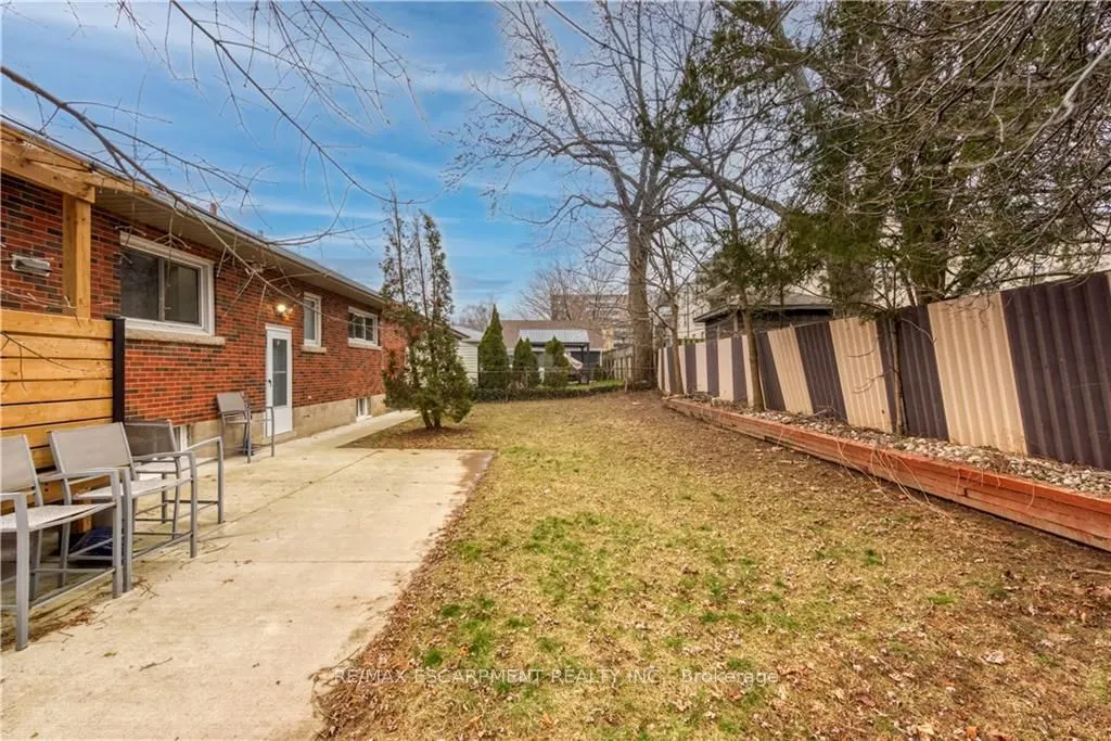 39 Bland Avenue