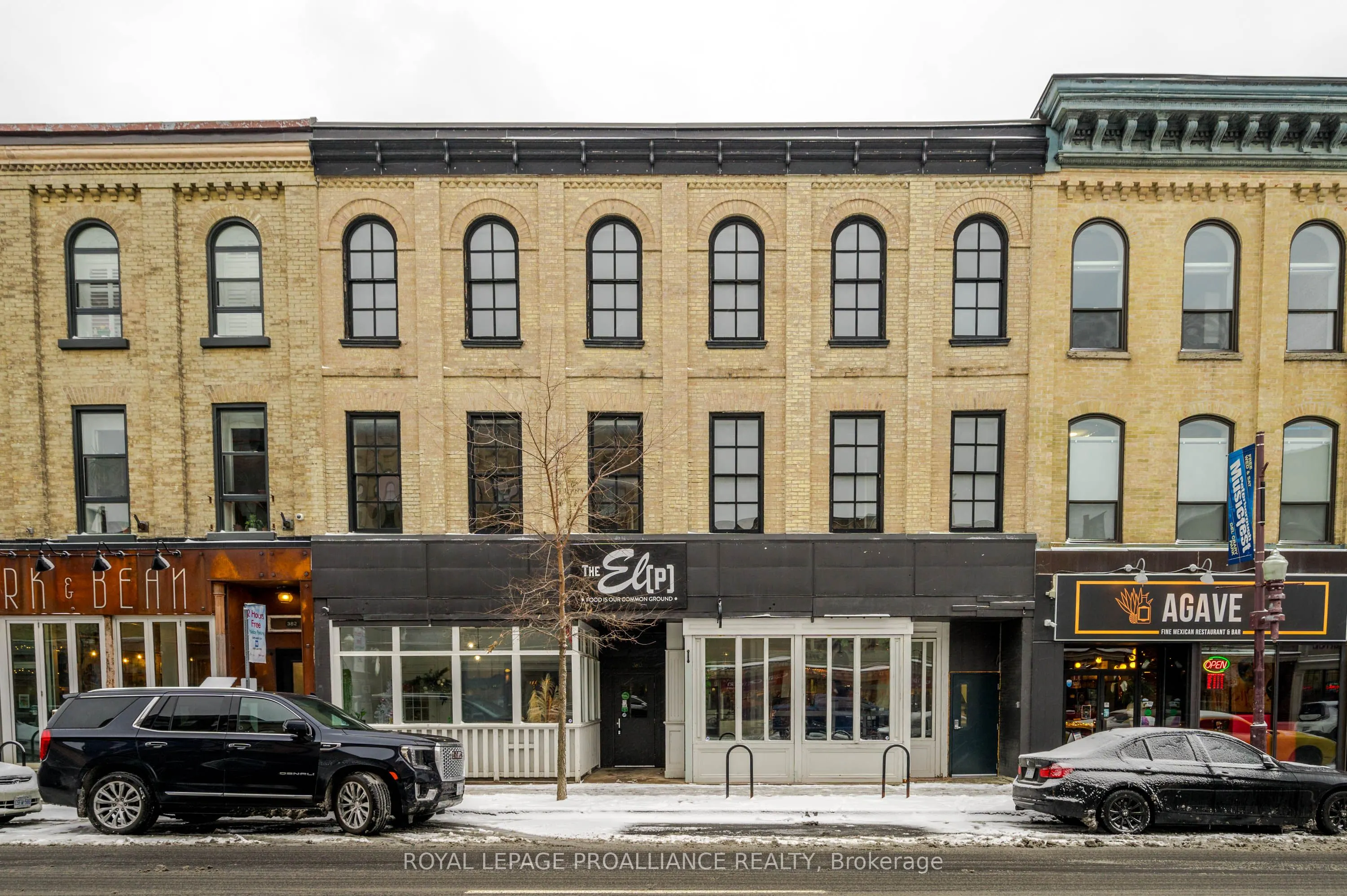 380 George Street, #2B