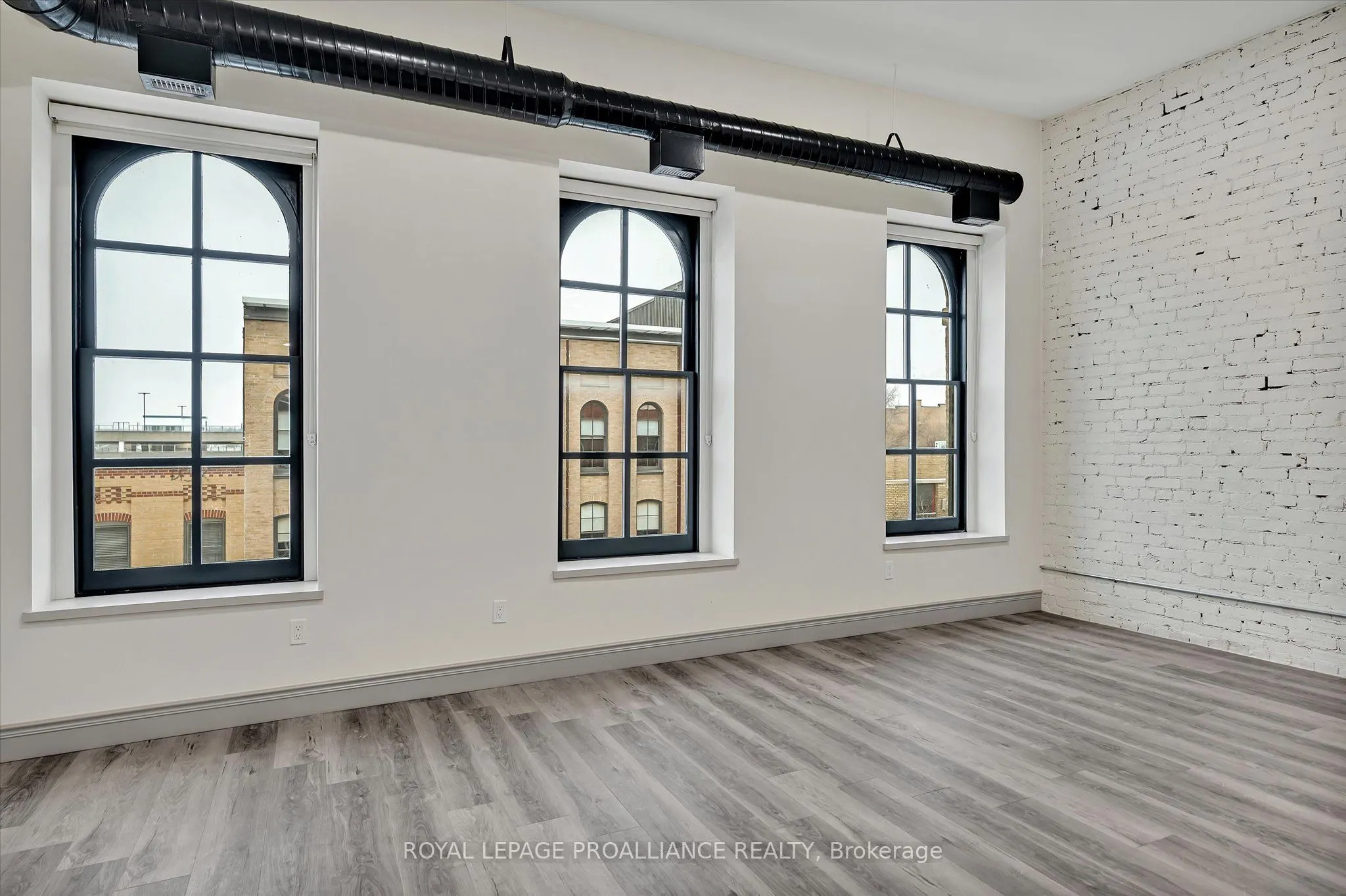 380 George Street, #2B