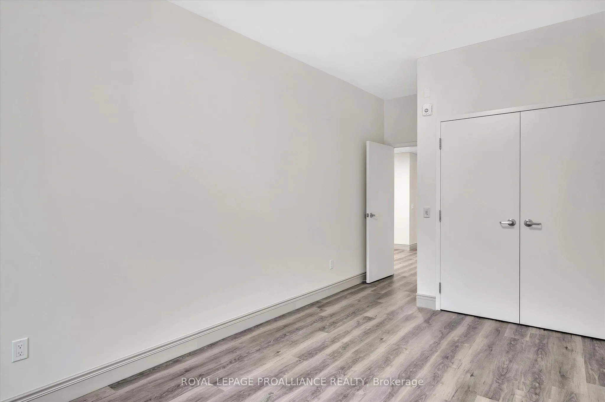 380 George Street, #2B