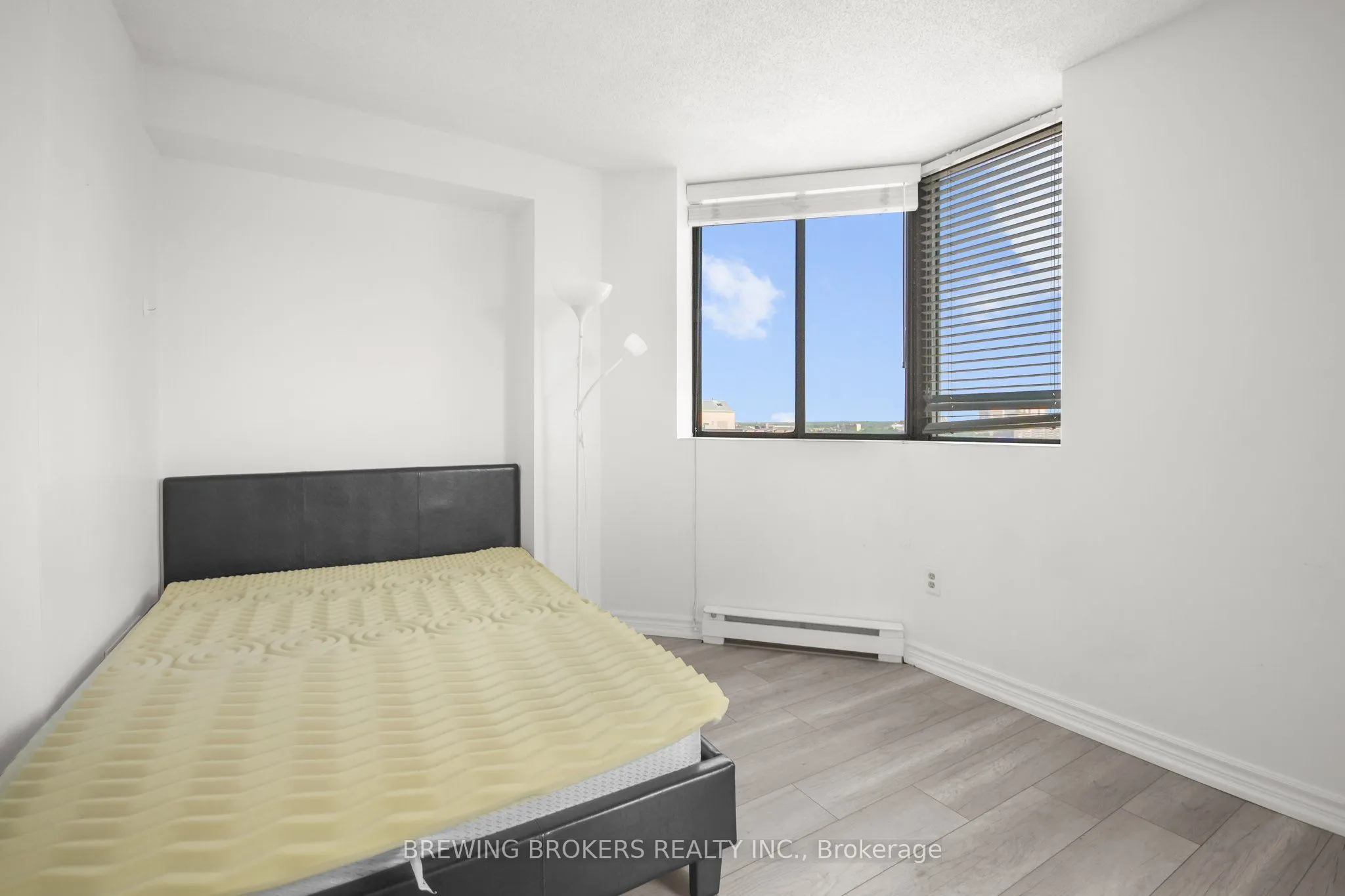 695 Richmond Street, #1501