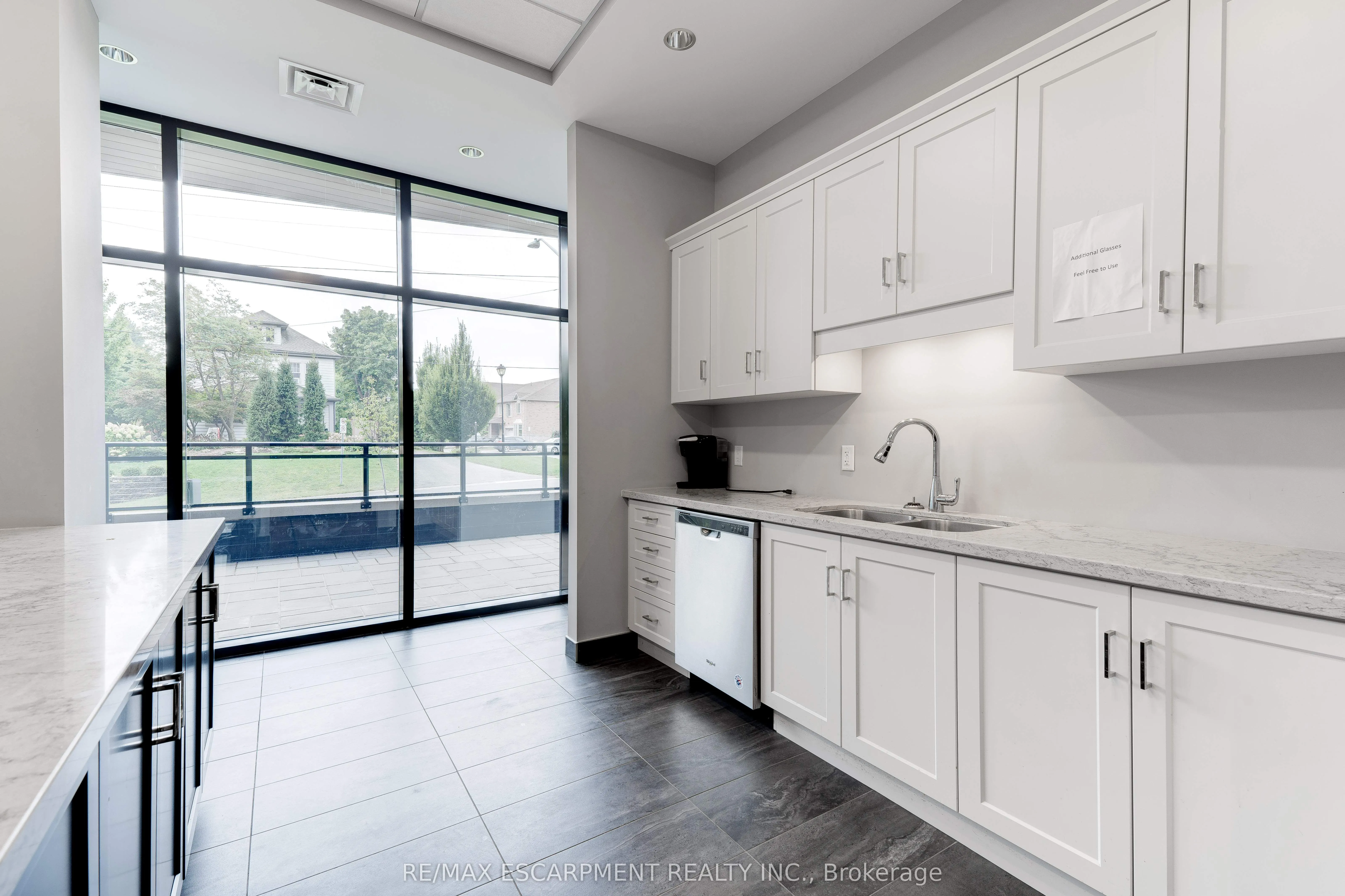 30 HAMILTON Street S, #108