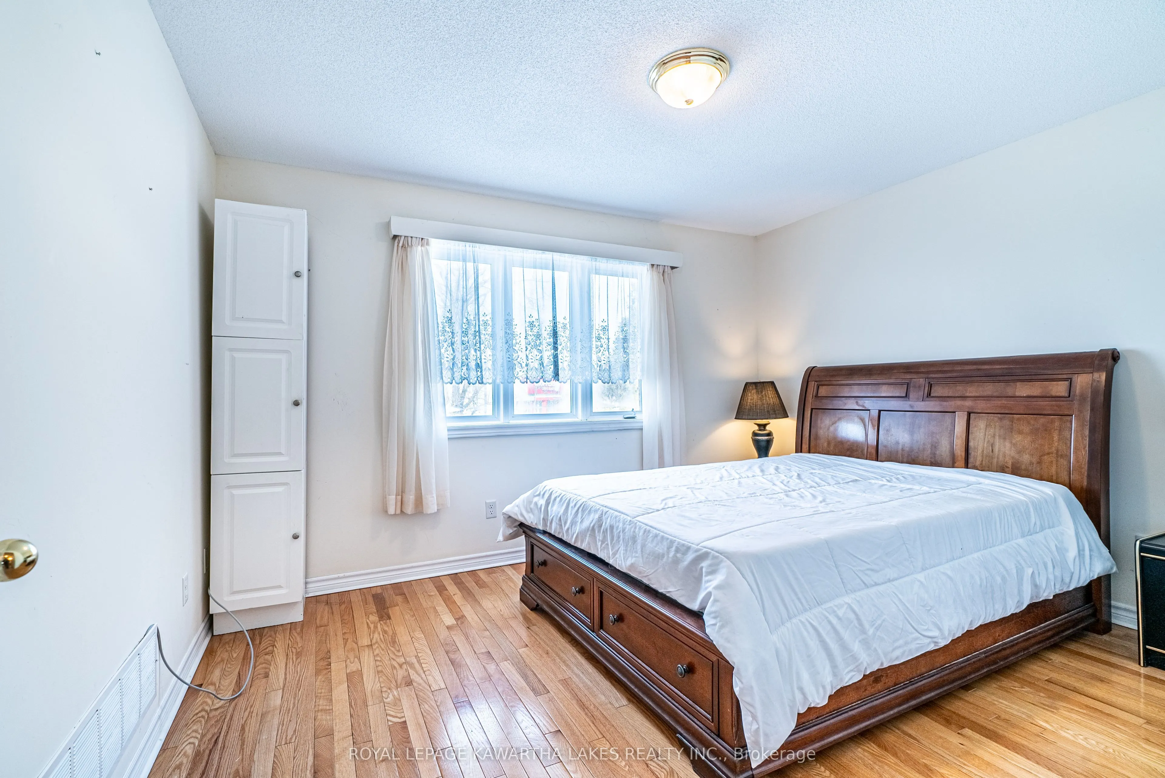 36 Fallingbrook Crescent