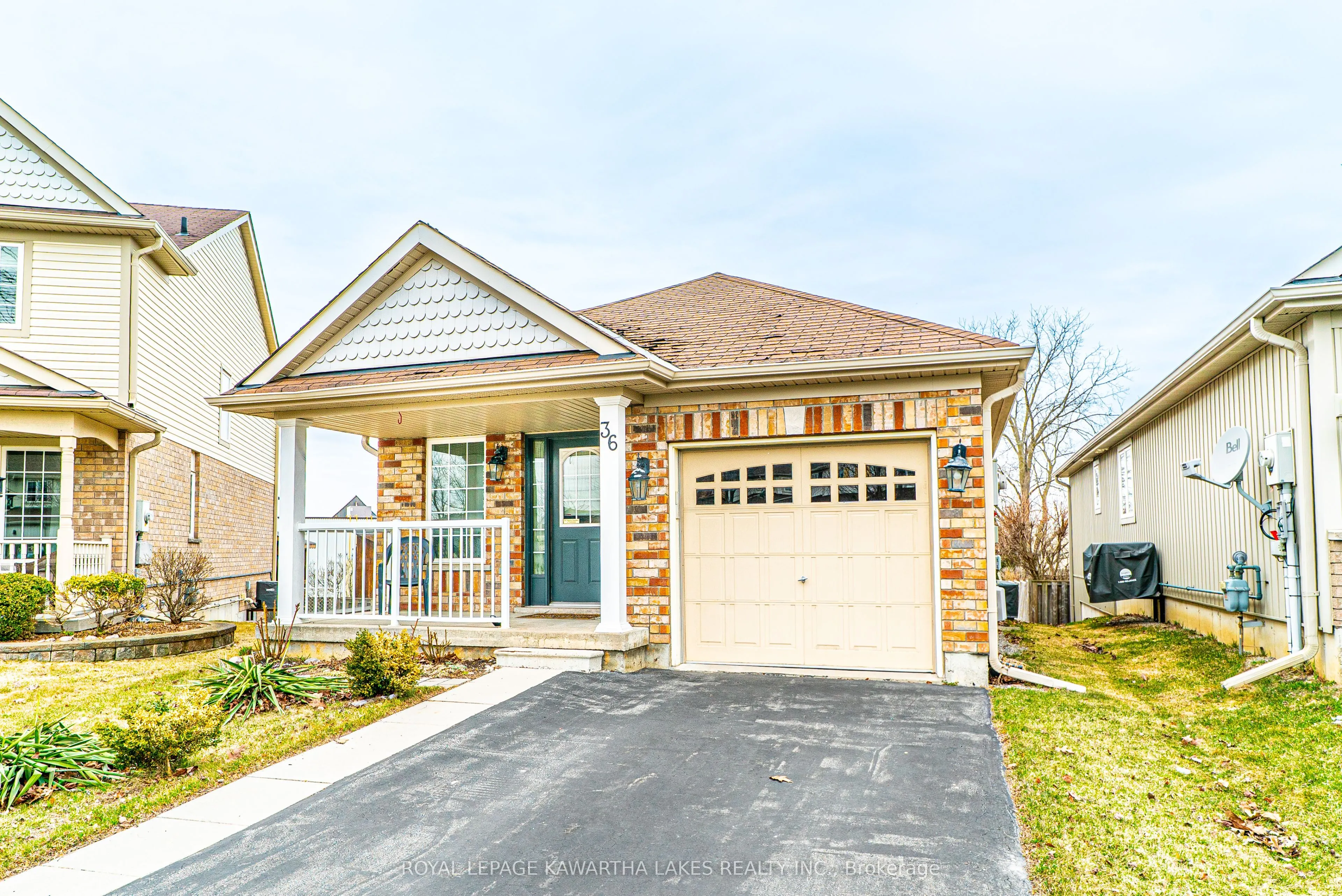 36 Fallingbrook Crescent
