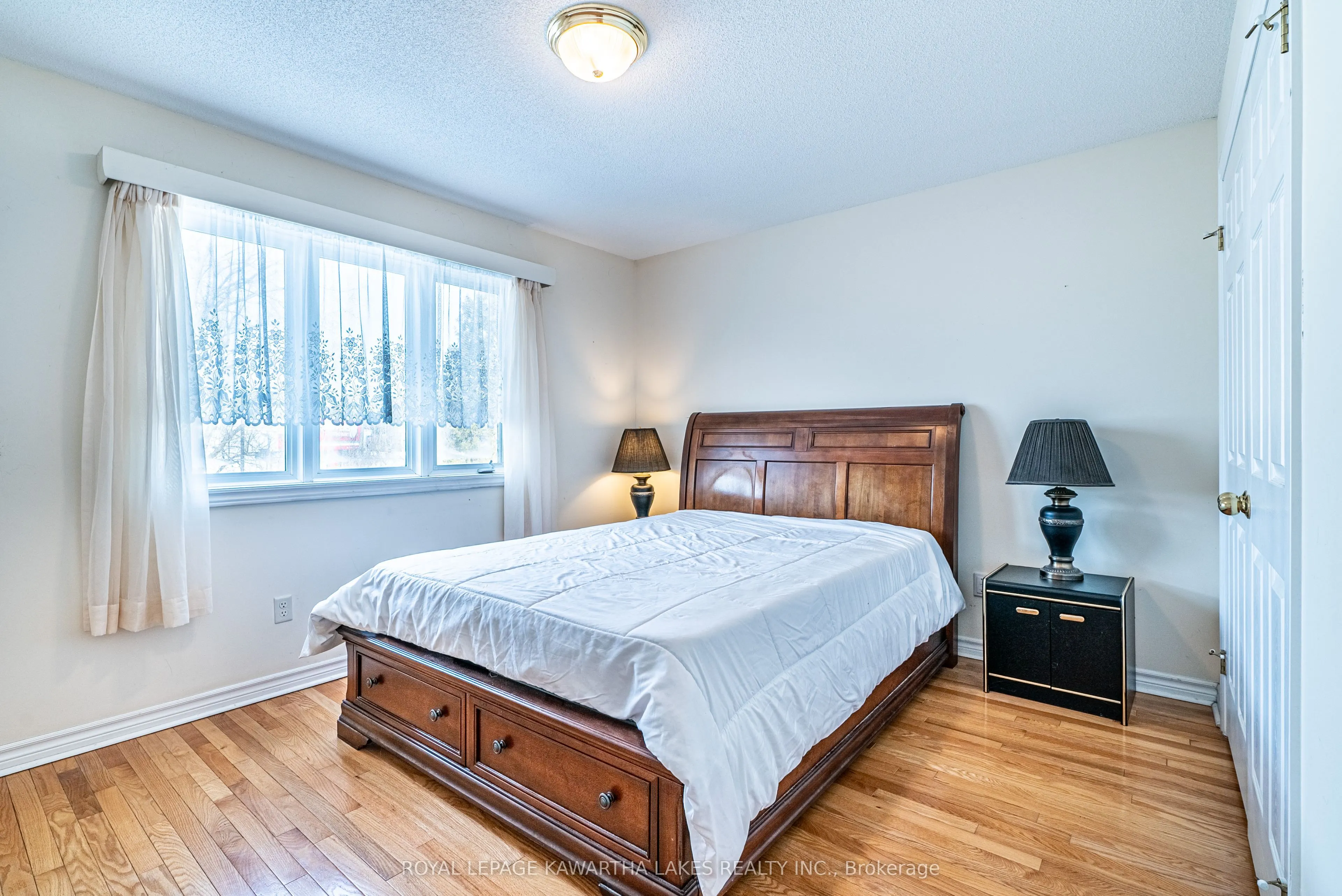 36 Fallingbrook Crescent
