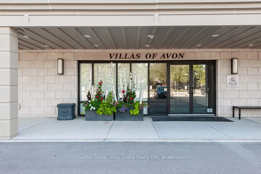 255 John Street N #102