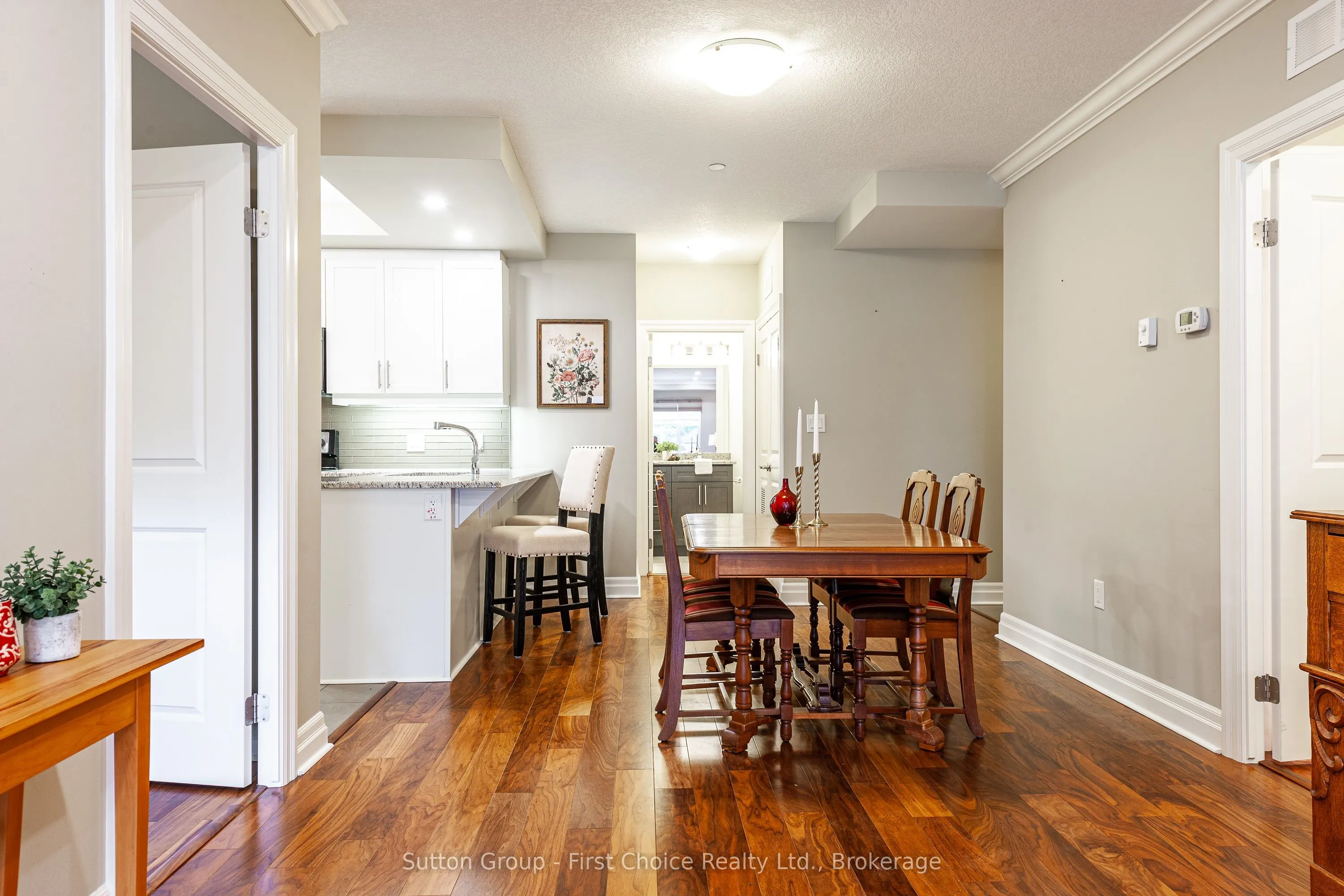 255 John Street N #102