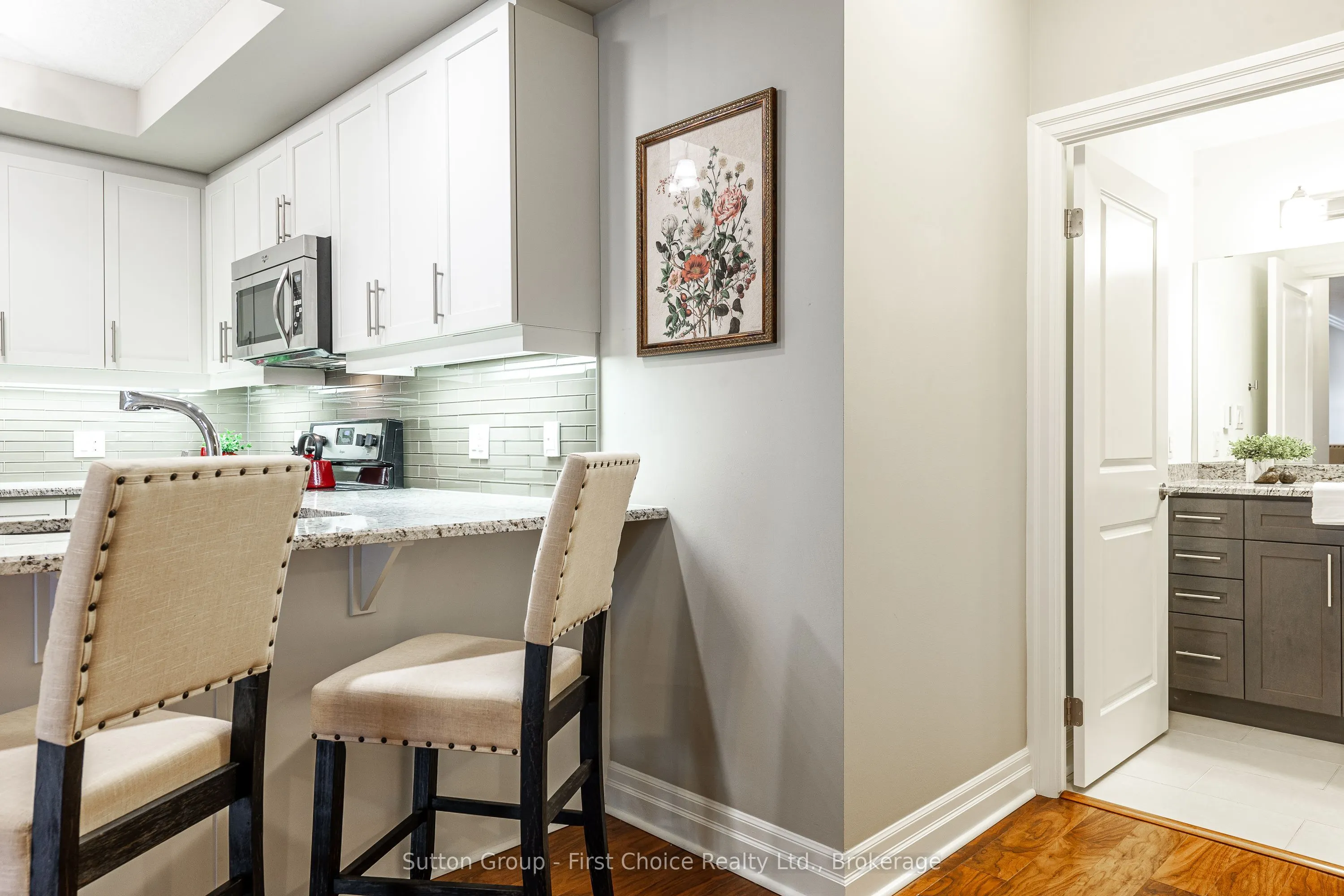 255 John Street N #102