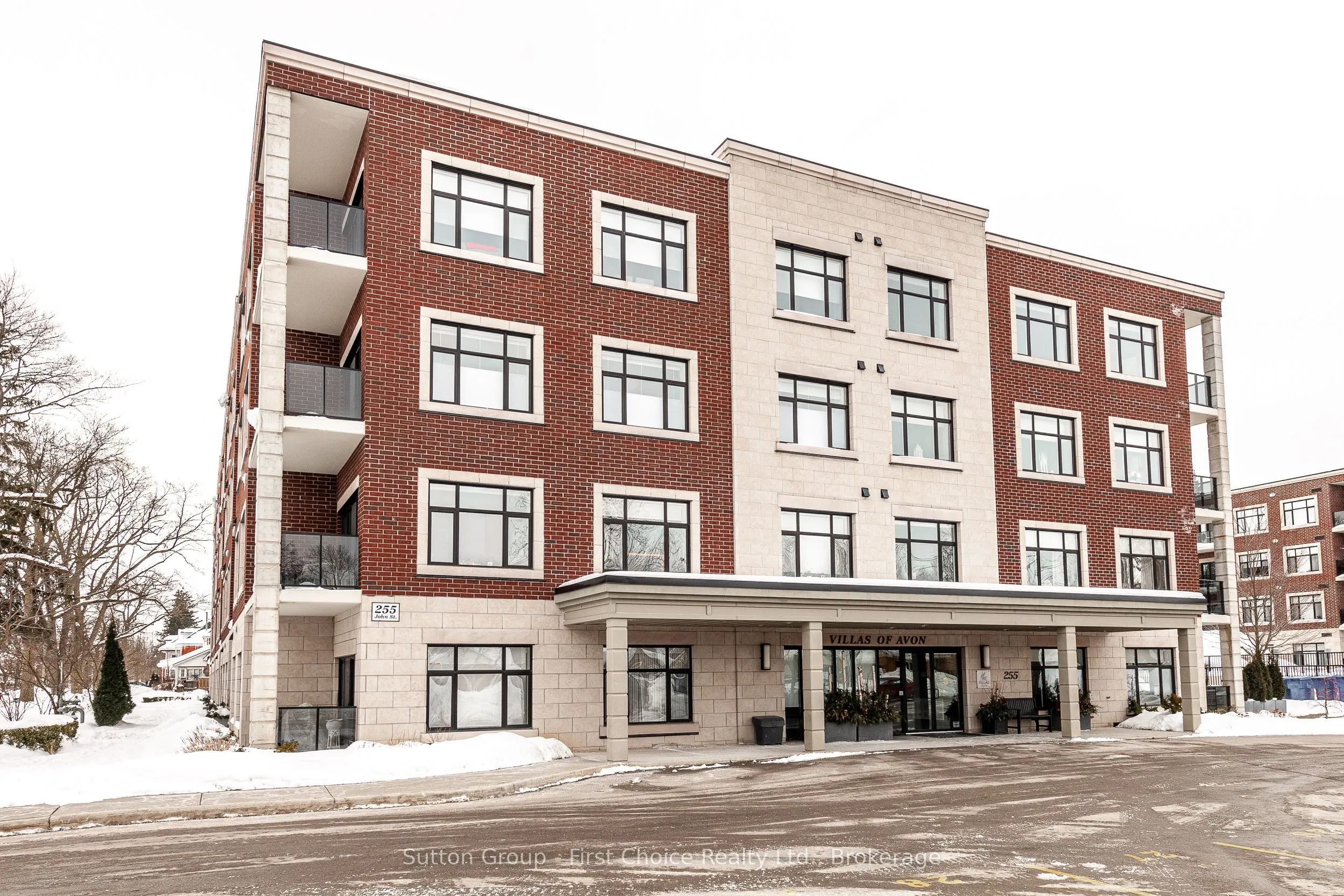 255 John Street N #102