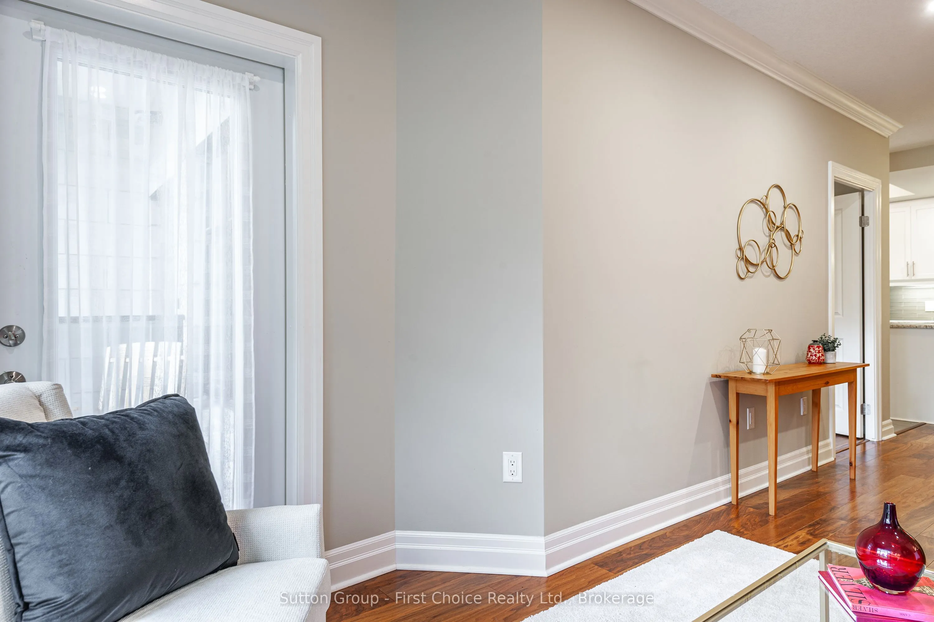 255 John Street N #102