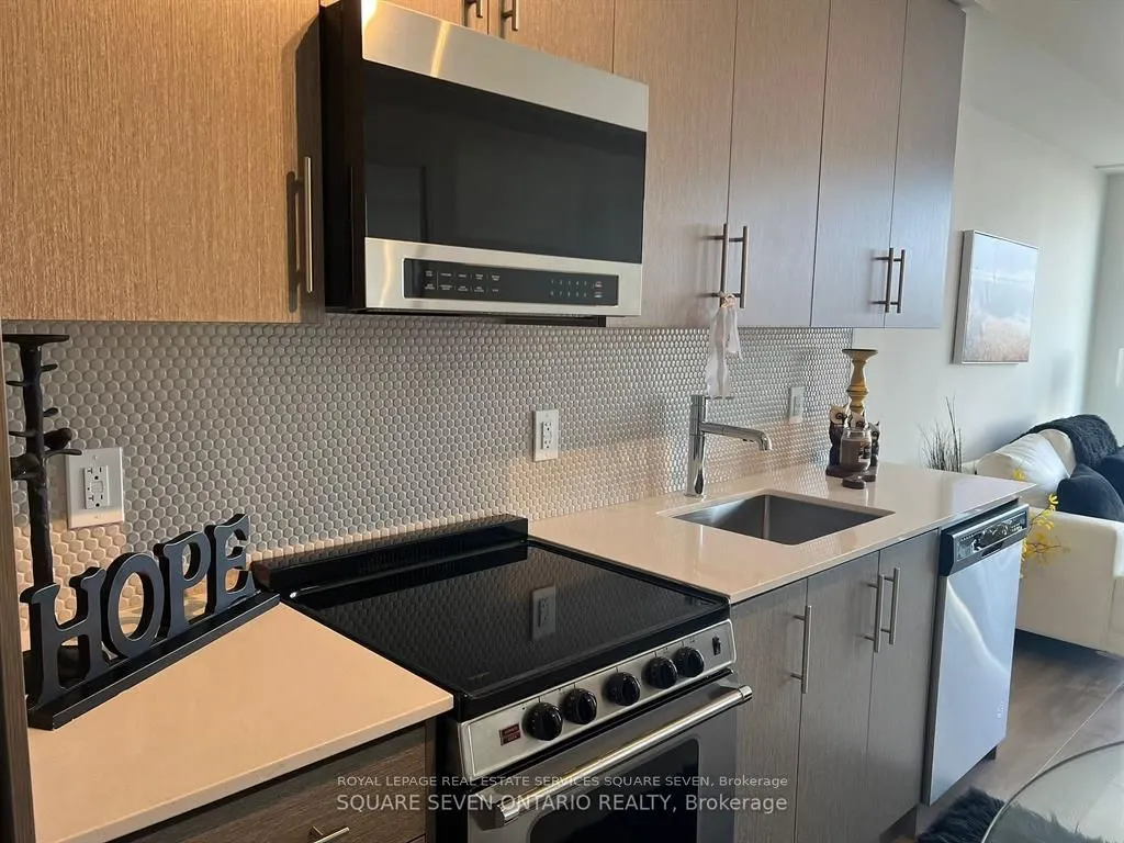 212 King William Street, #1301