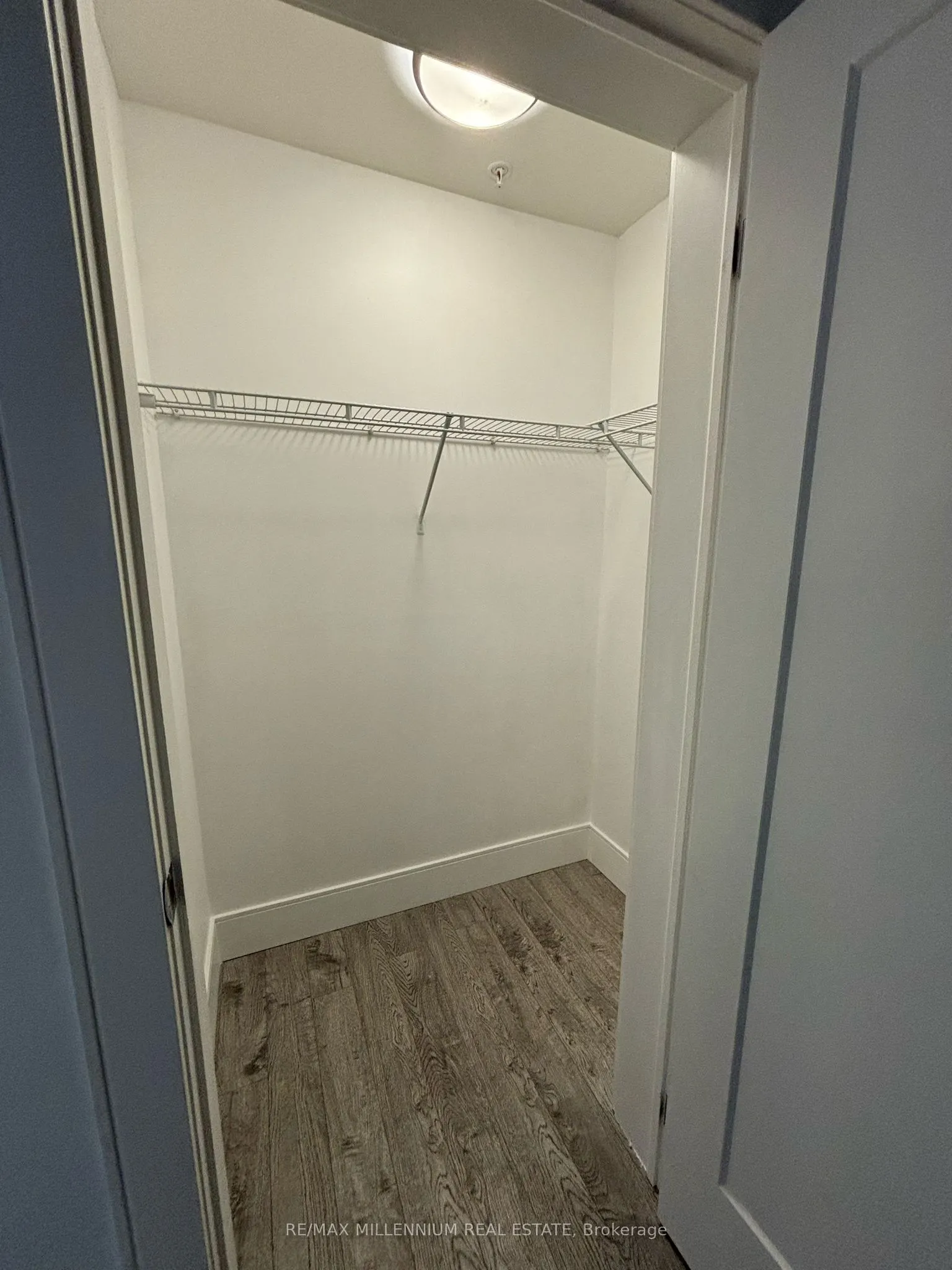 15 Prince Albert Boulevard #312
