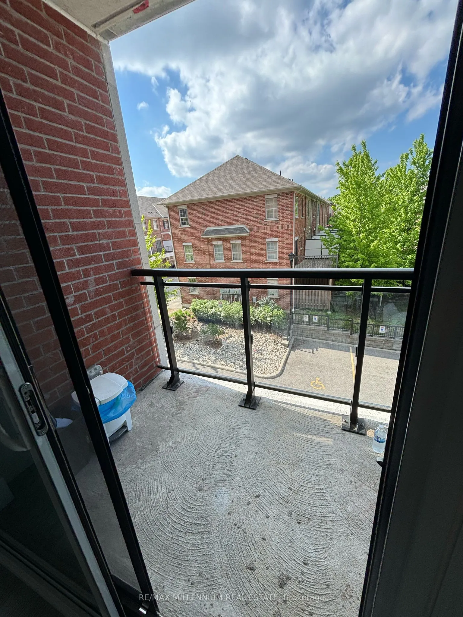 15 Prince Albert Boulevard #312