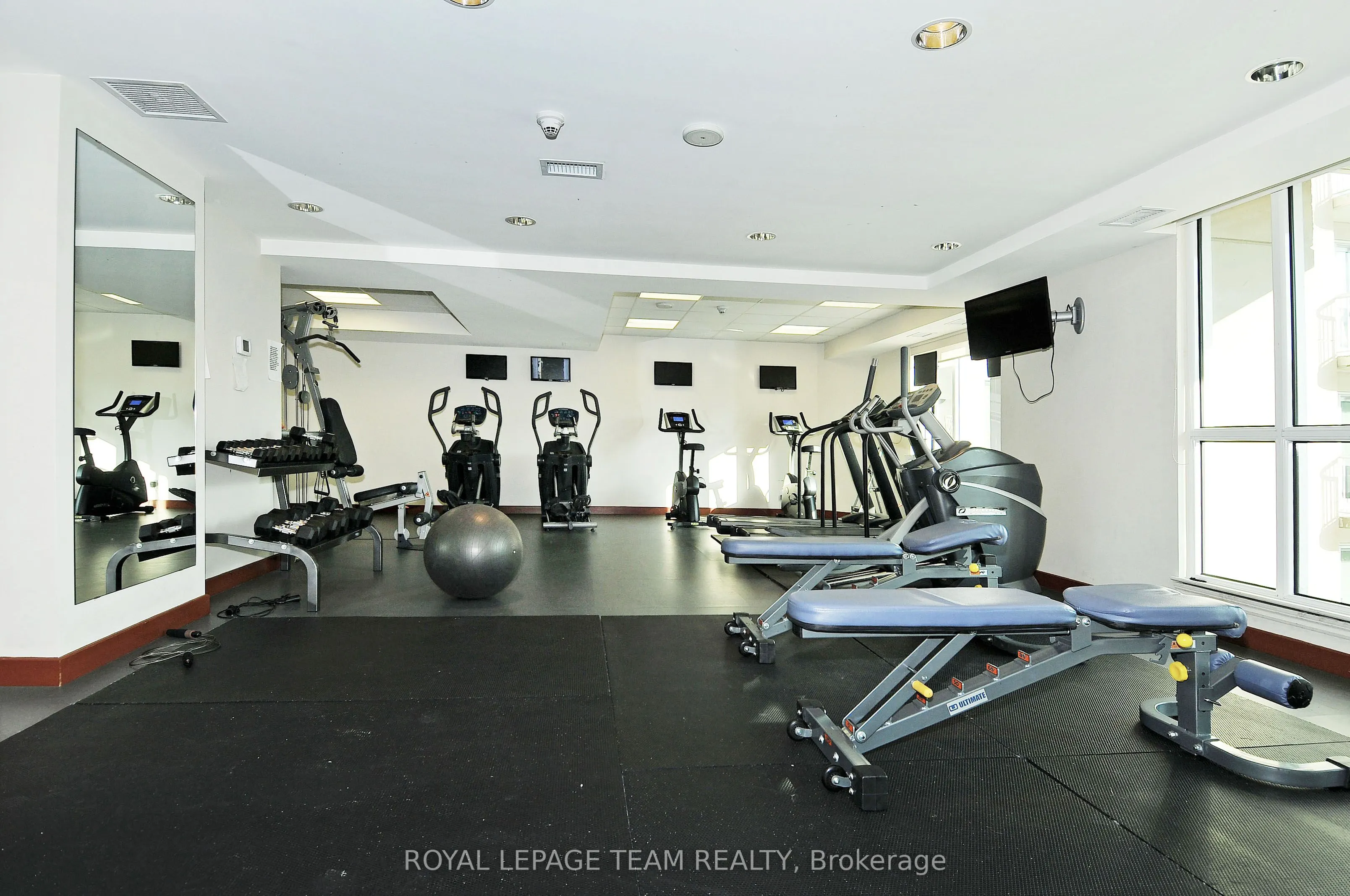 200 RIDEAU Street, #1609