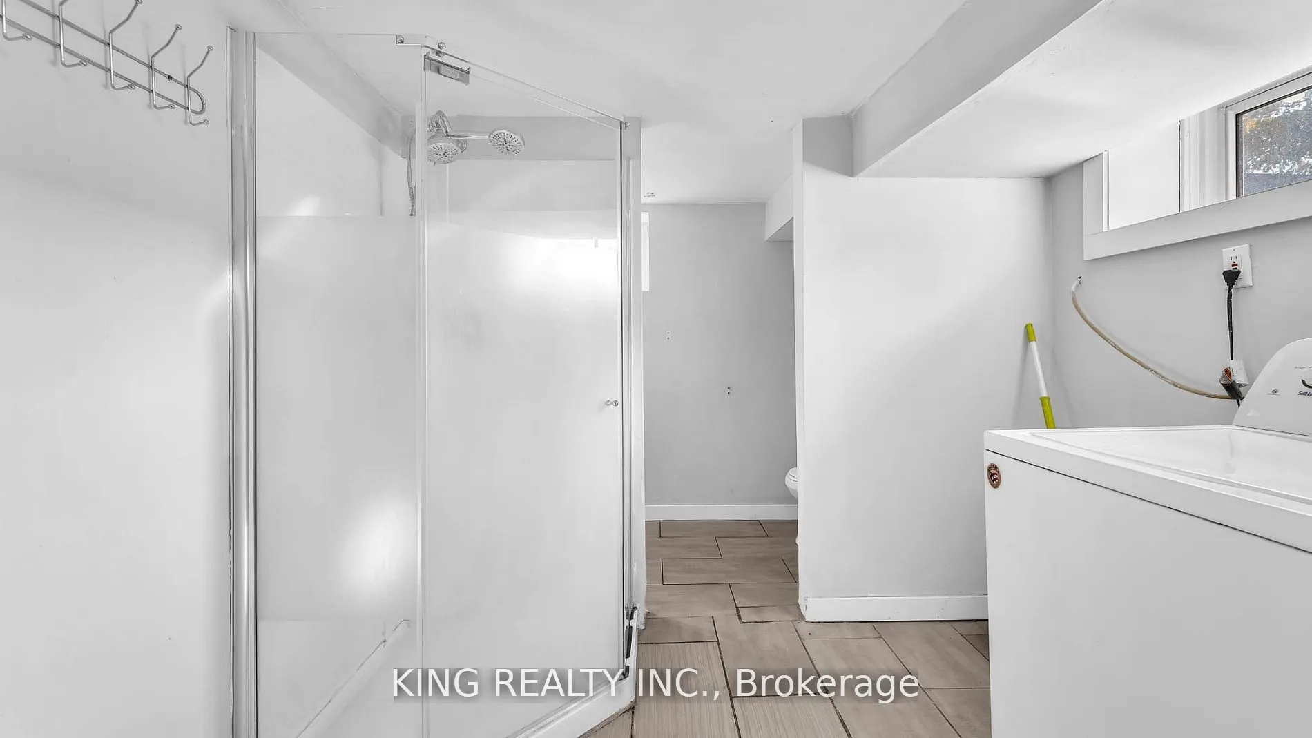 1227 TRAFALGAR Street