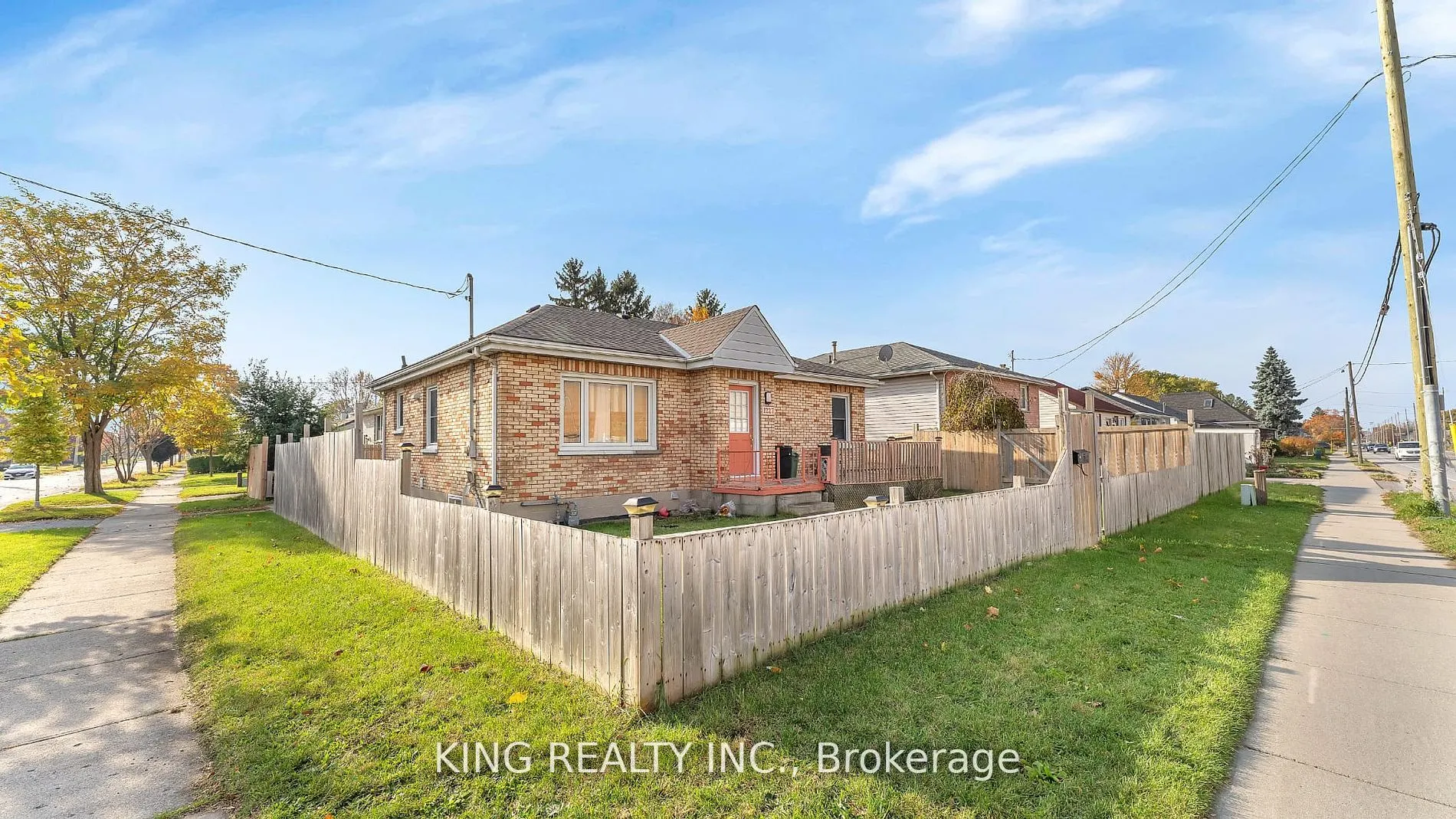 1227 TRAFALGAR Street