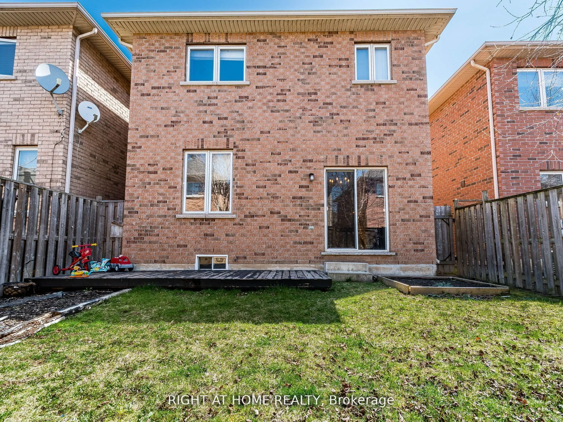 23 Glendarling Crescent