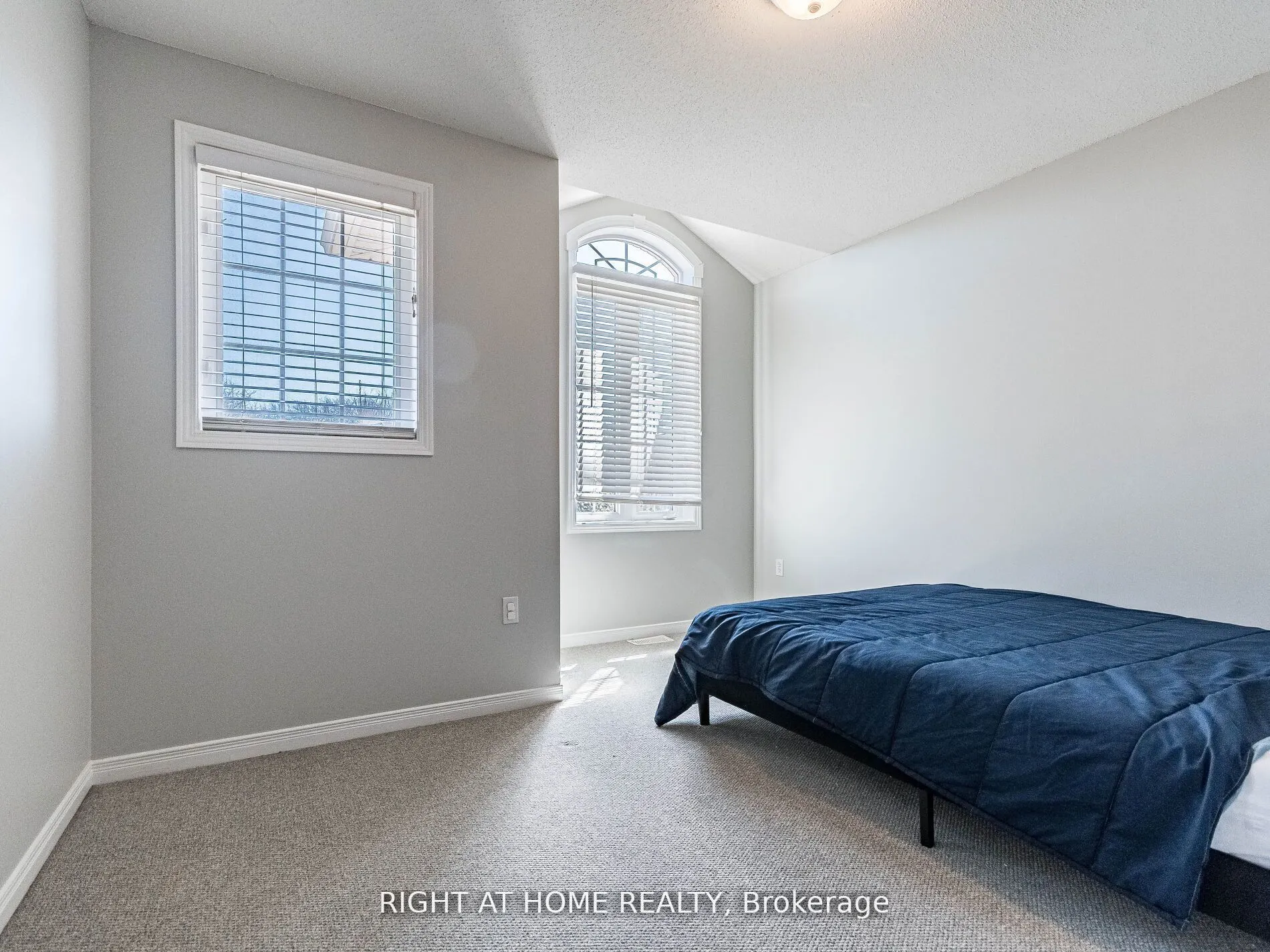 23 Glendarling Crescent