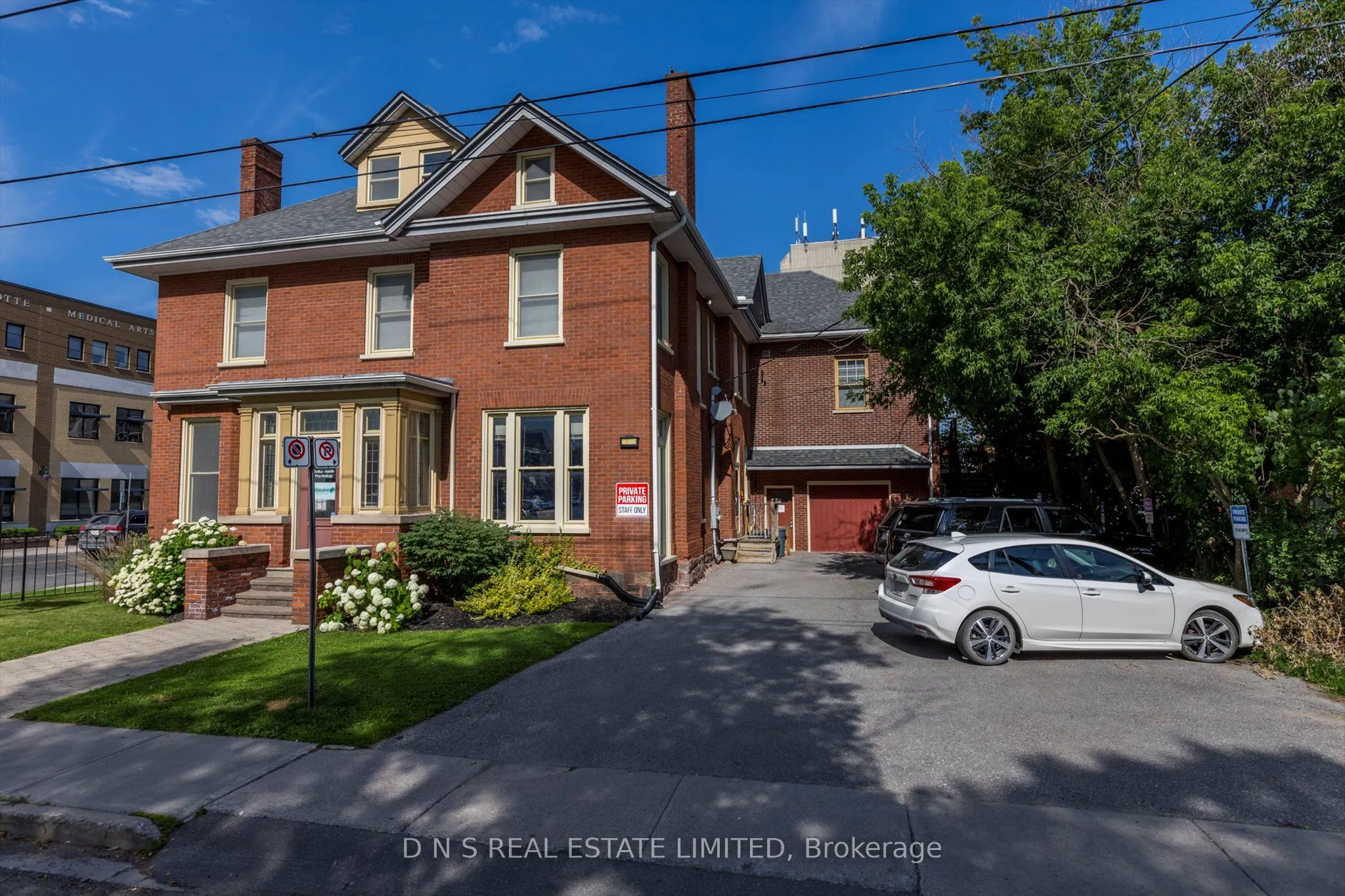 318 Stewart Street