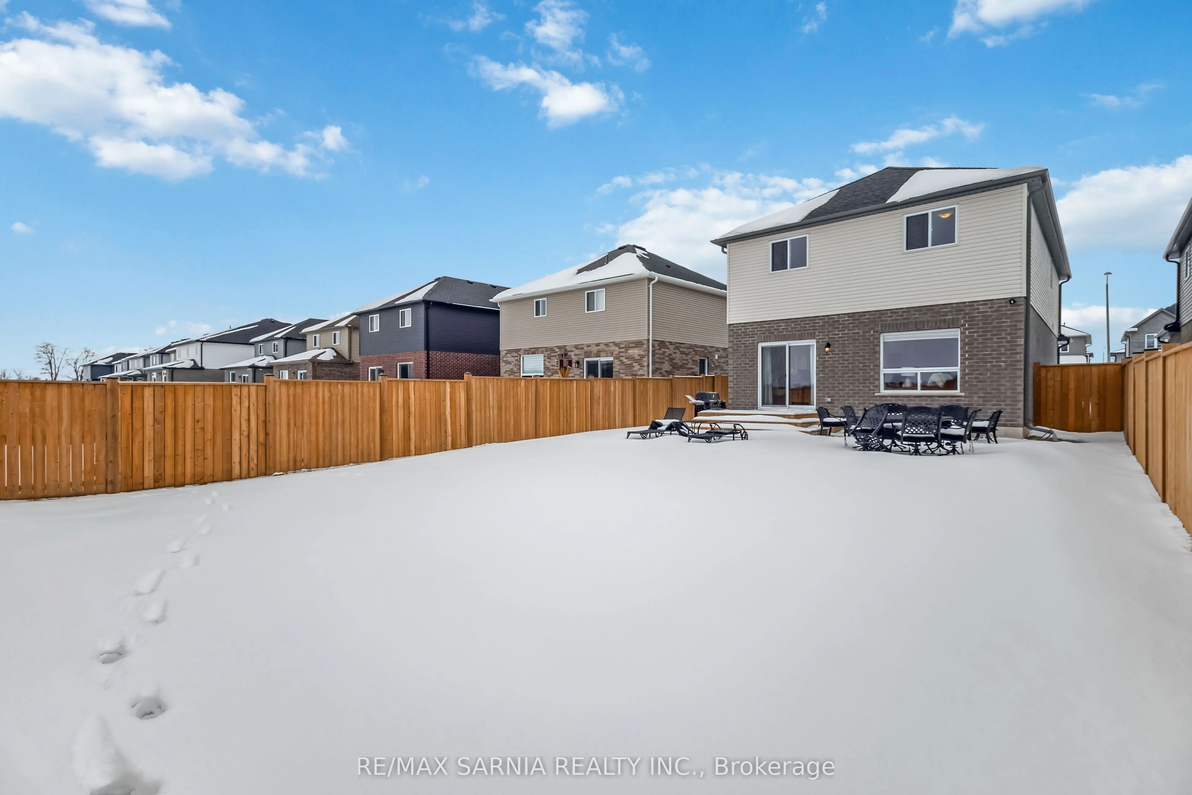 63 Rosina Lane