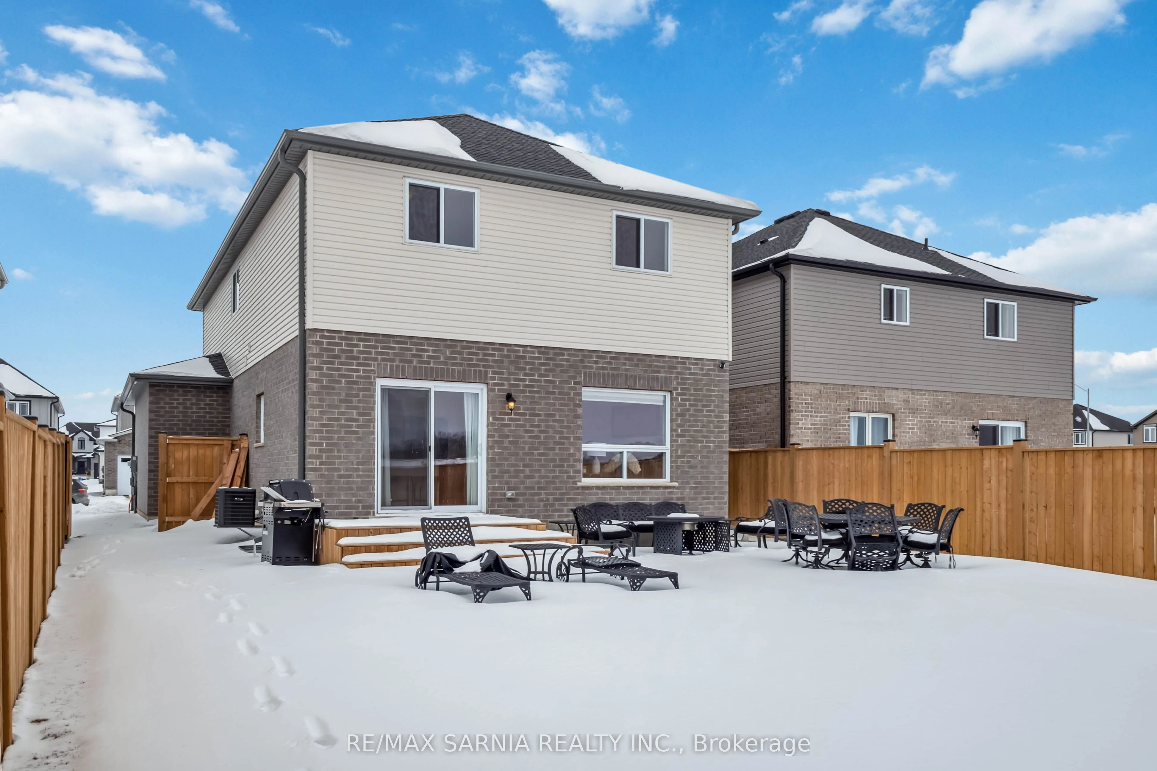 63 Rosina Lane