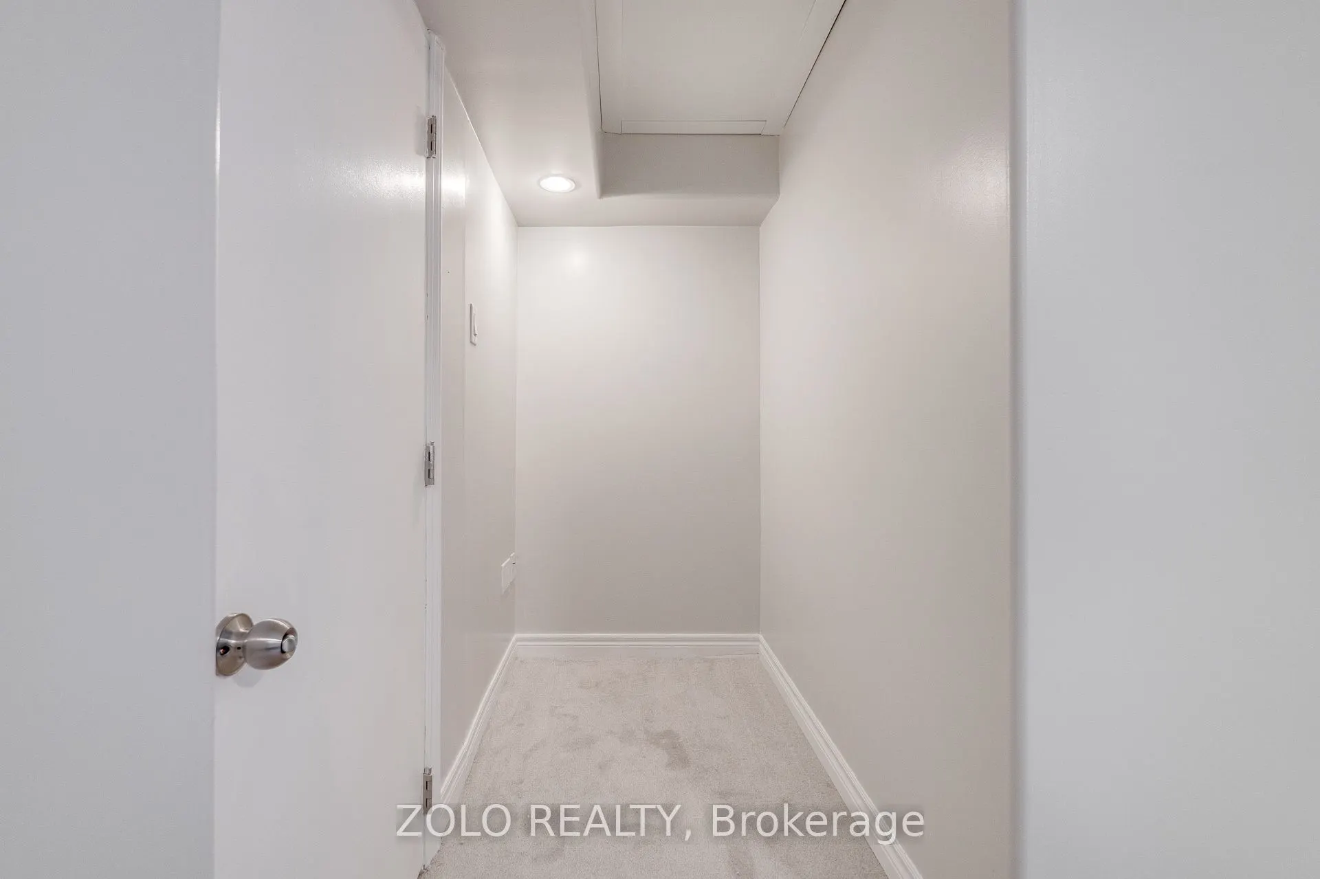 371 Burnett Avenue