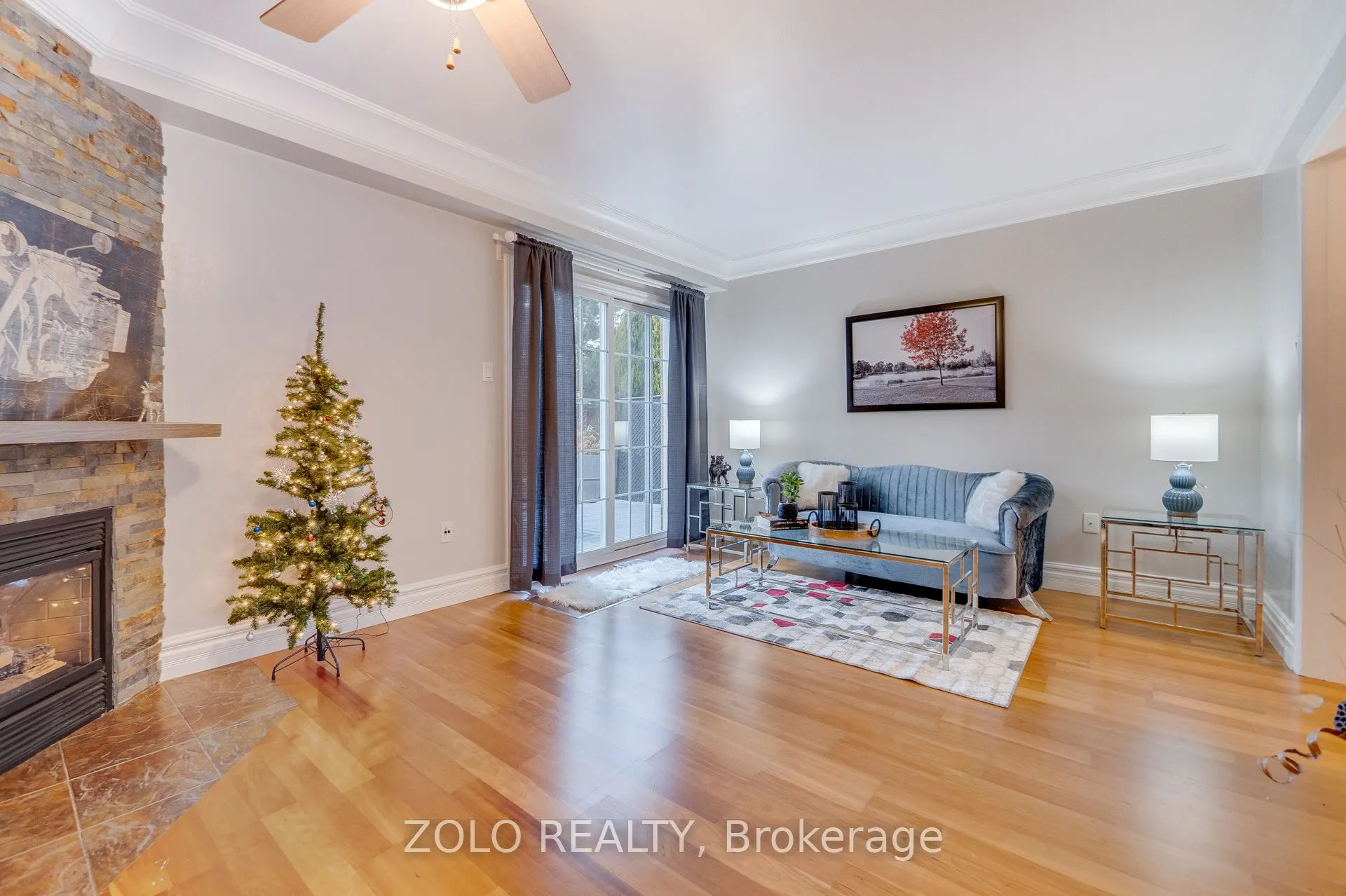 371 Burnett Avenue