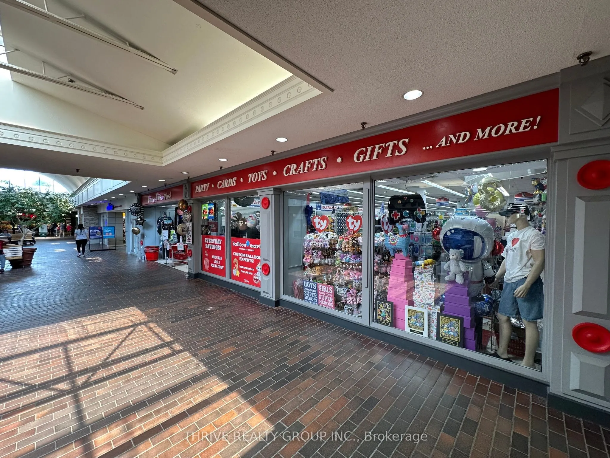 301 OXFORD Street W, #5B