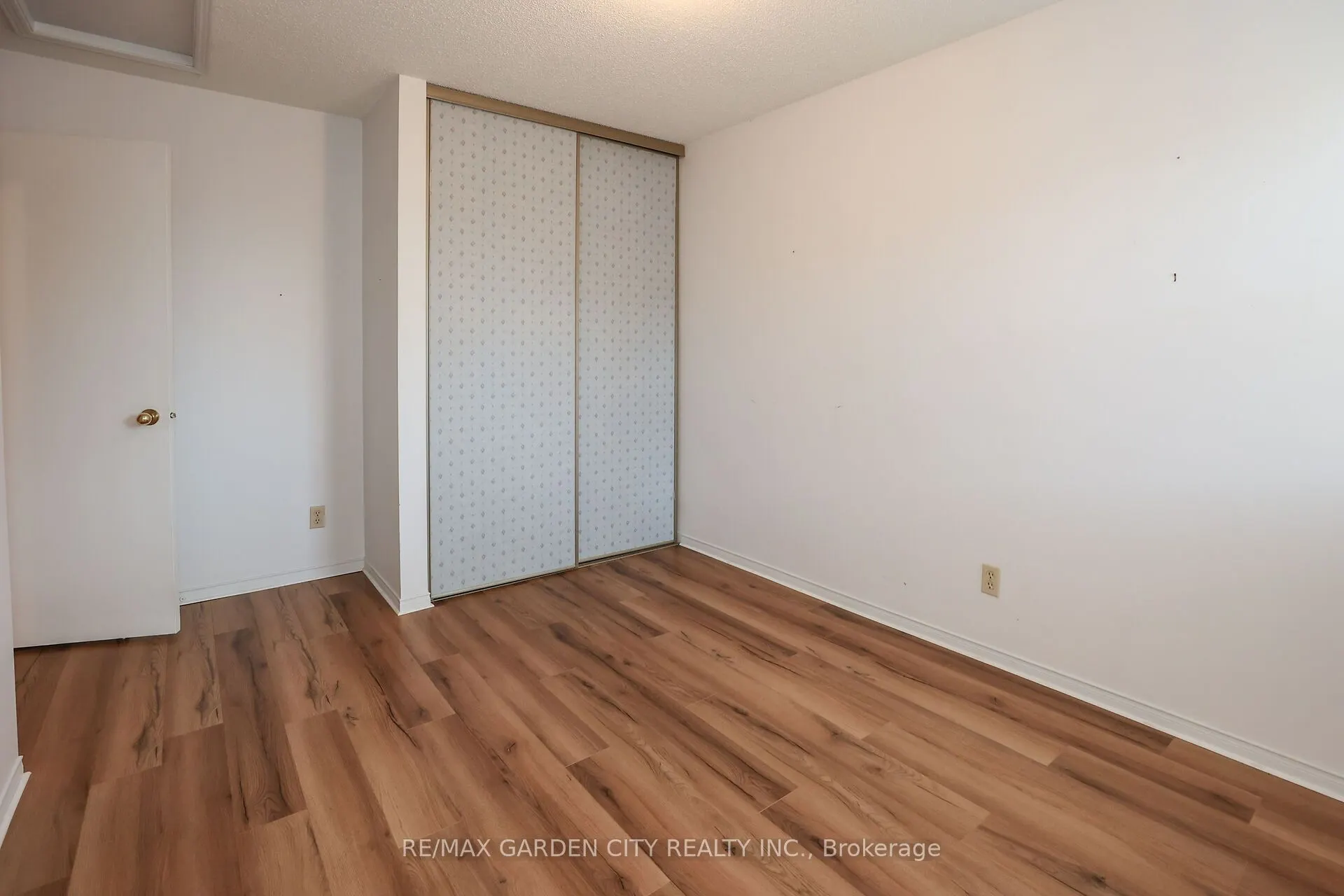 55 Kerman Avenue, #44