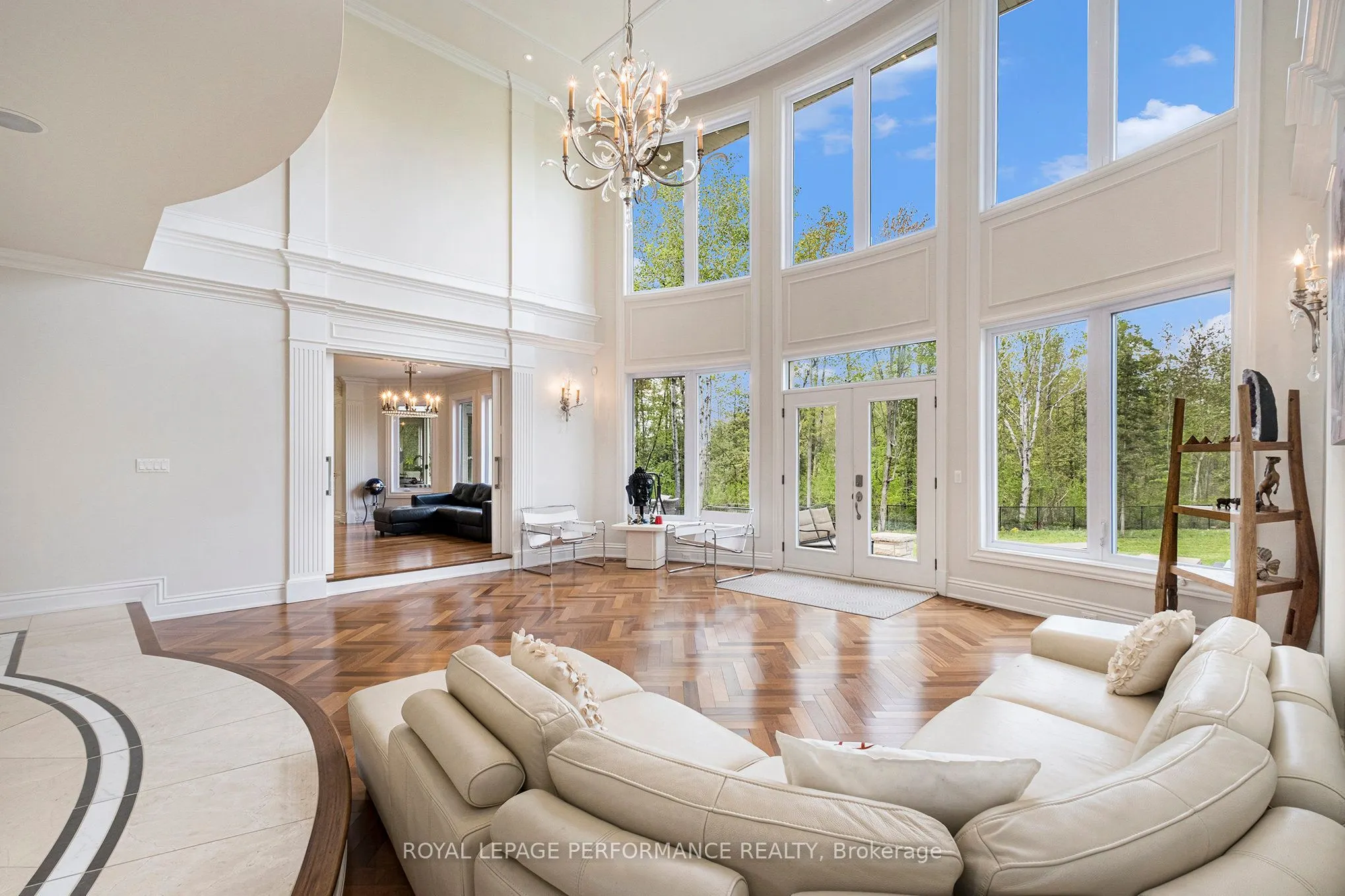 1413 BLACKHORSE Court