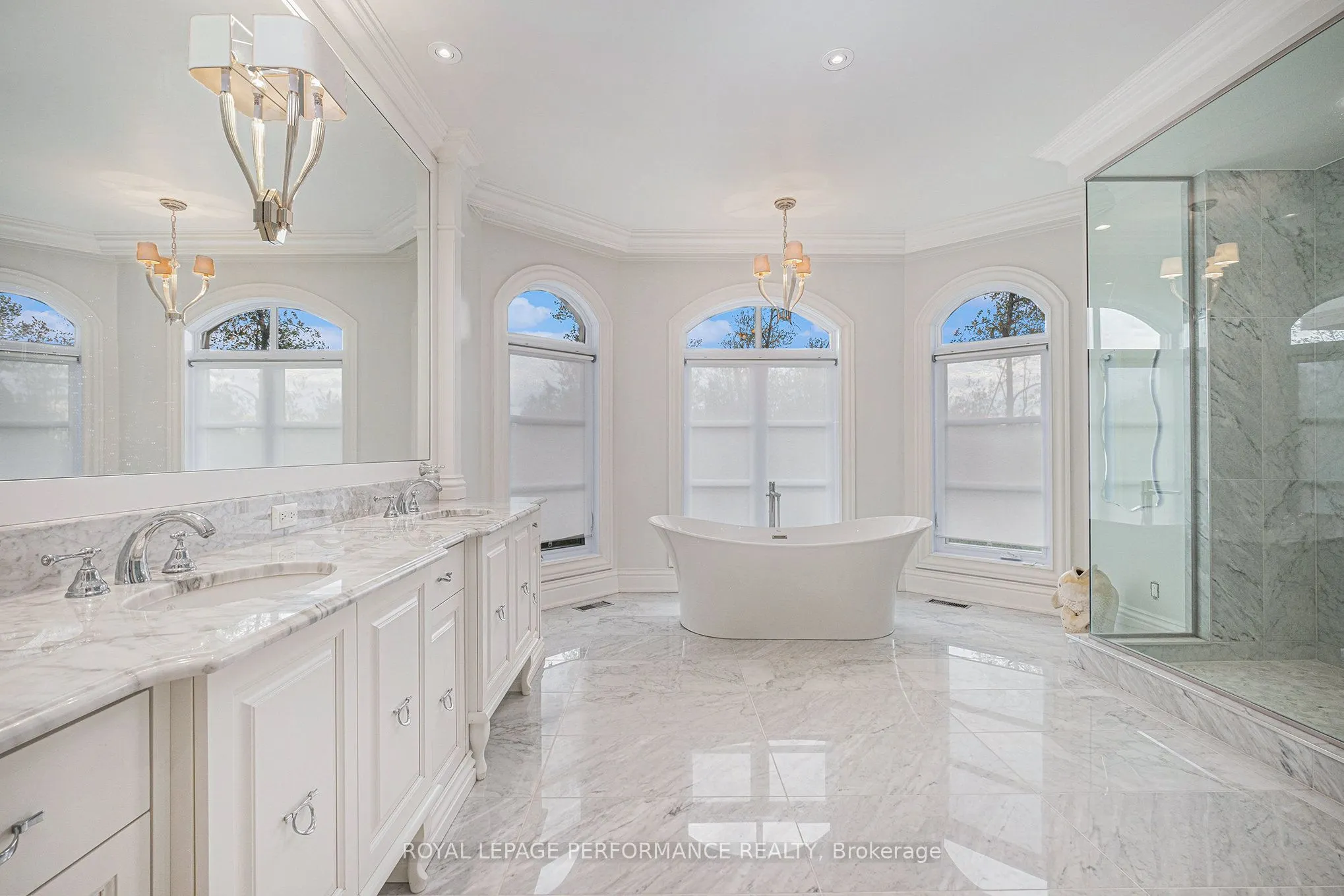1413 BLACKHORSE Court