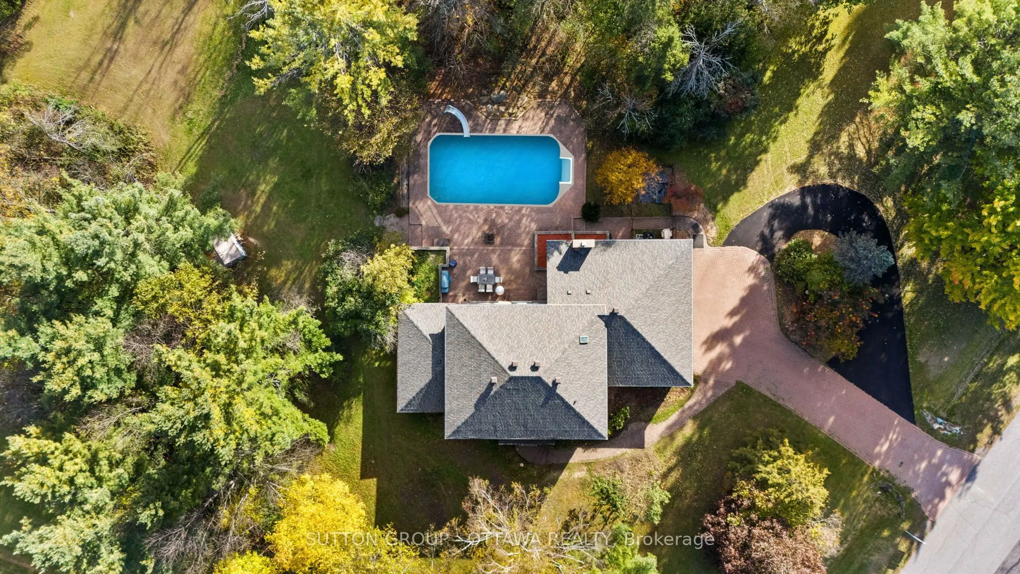 7 ROLSTON Way