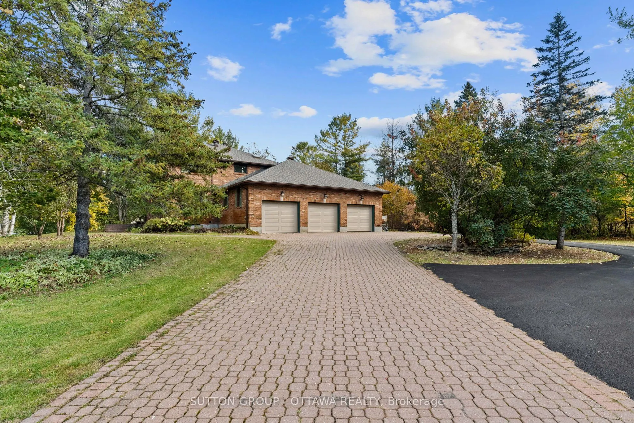 7 ROLSTON Way
