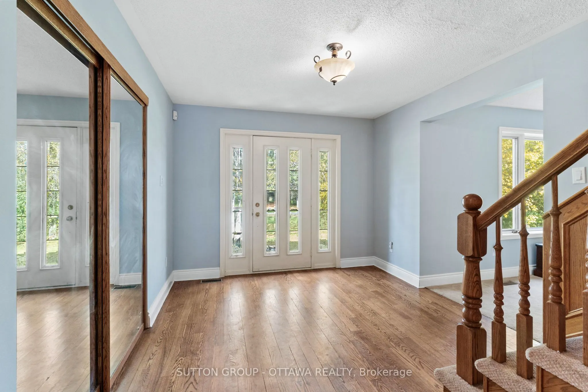 7 ROLSTON Way