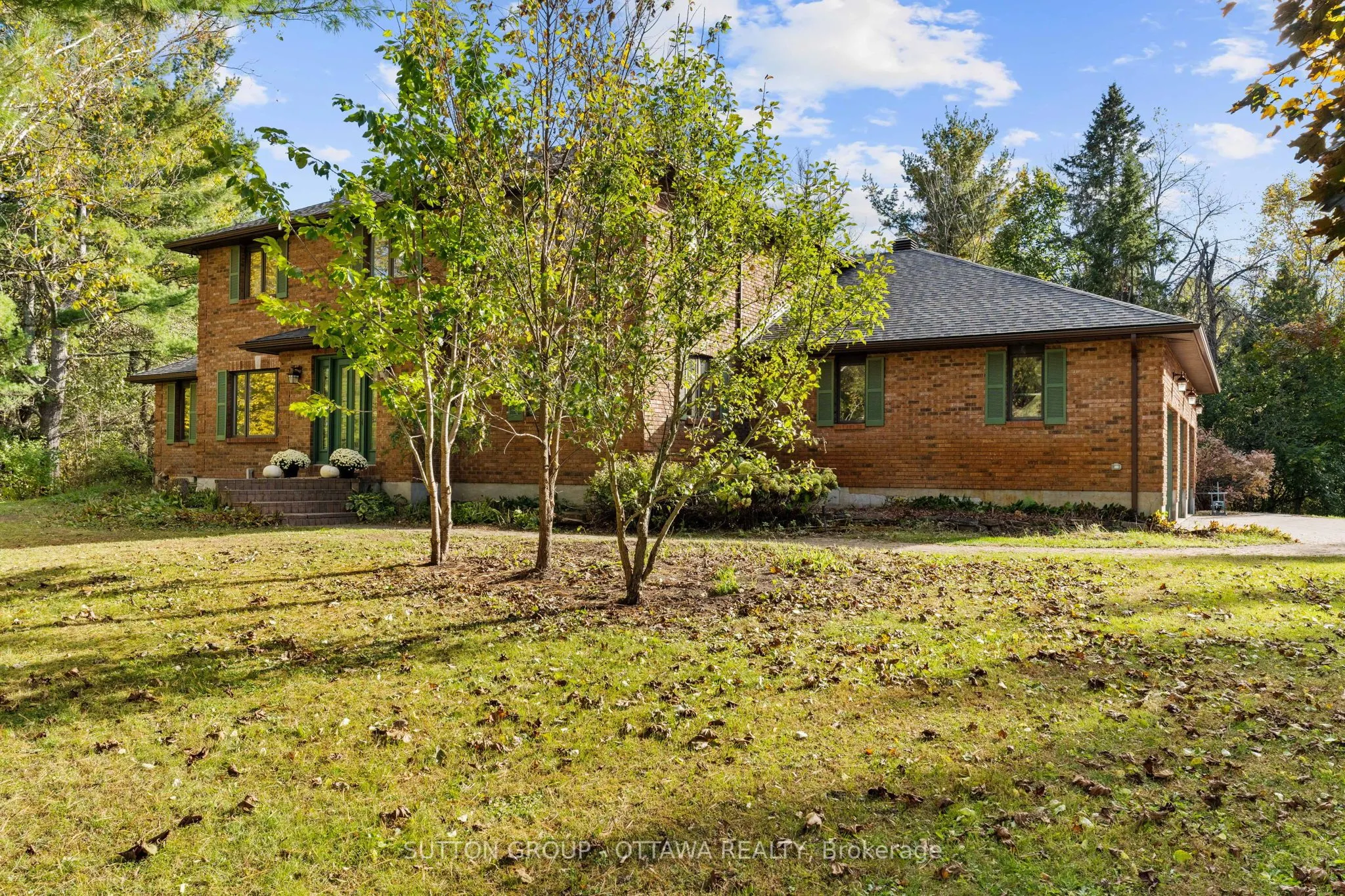 7 ROLSTON Way