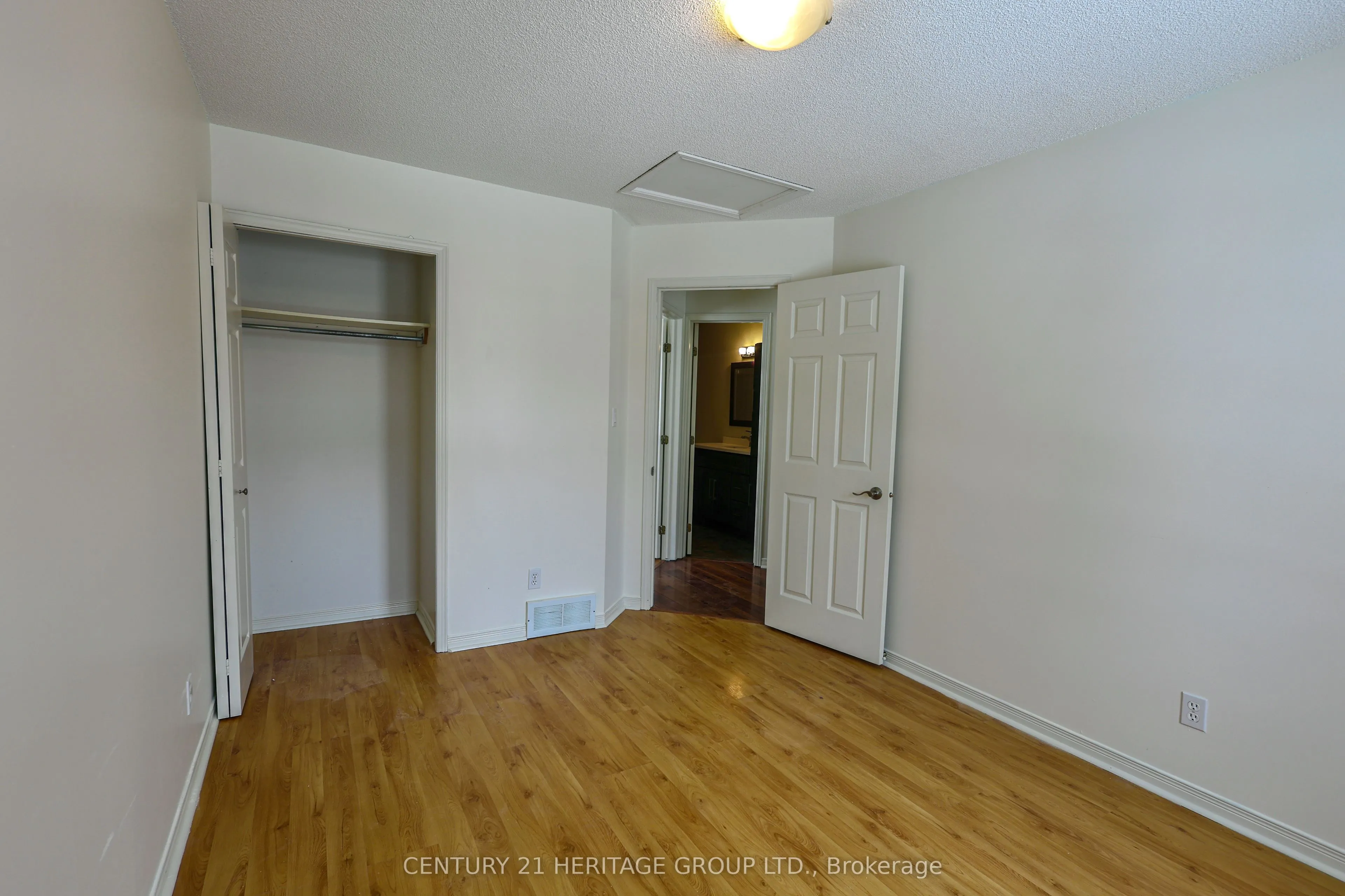 1021 Greenwood Park Drive