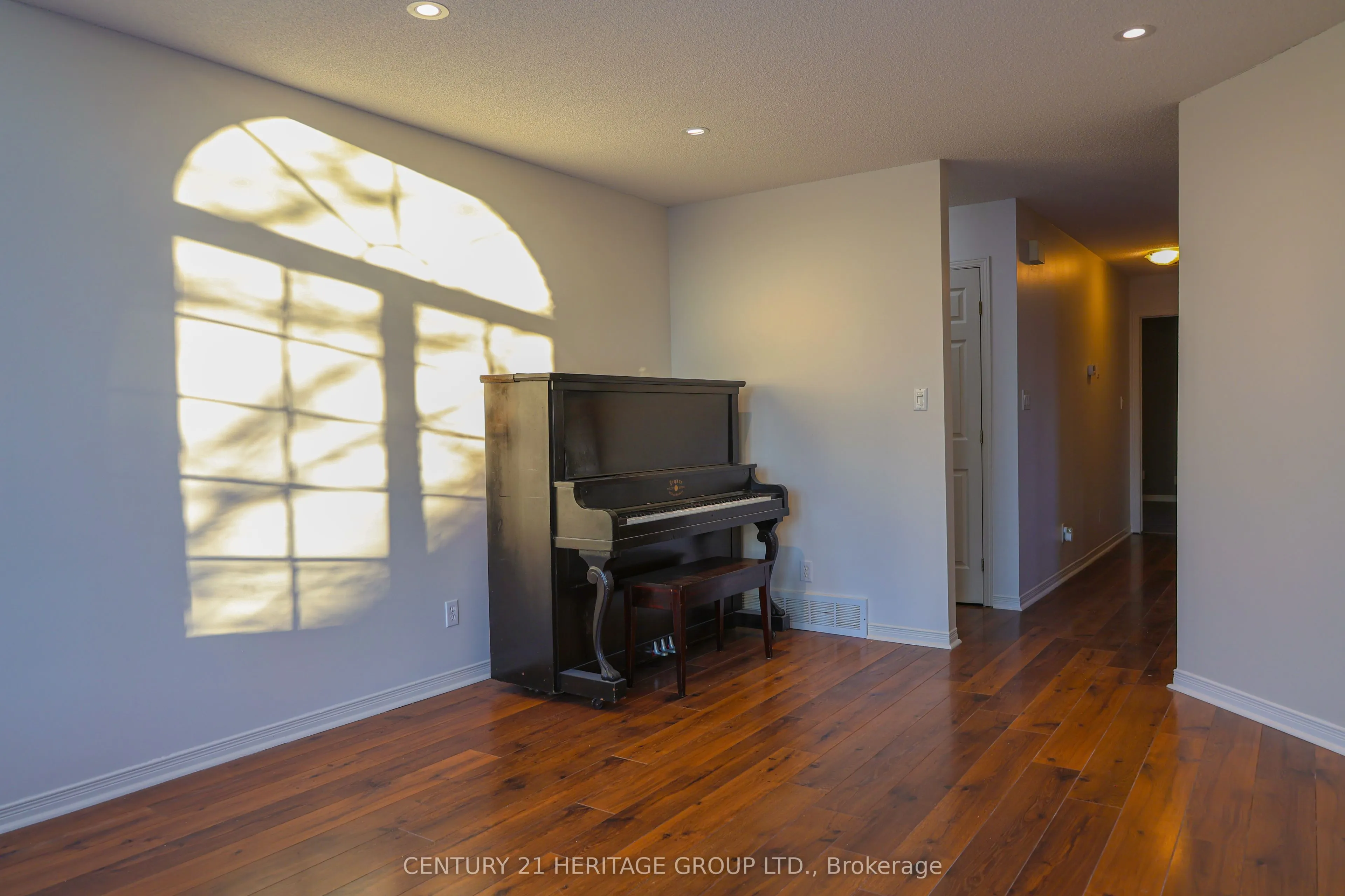 1021 Greenwood Park Drive