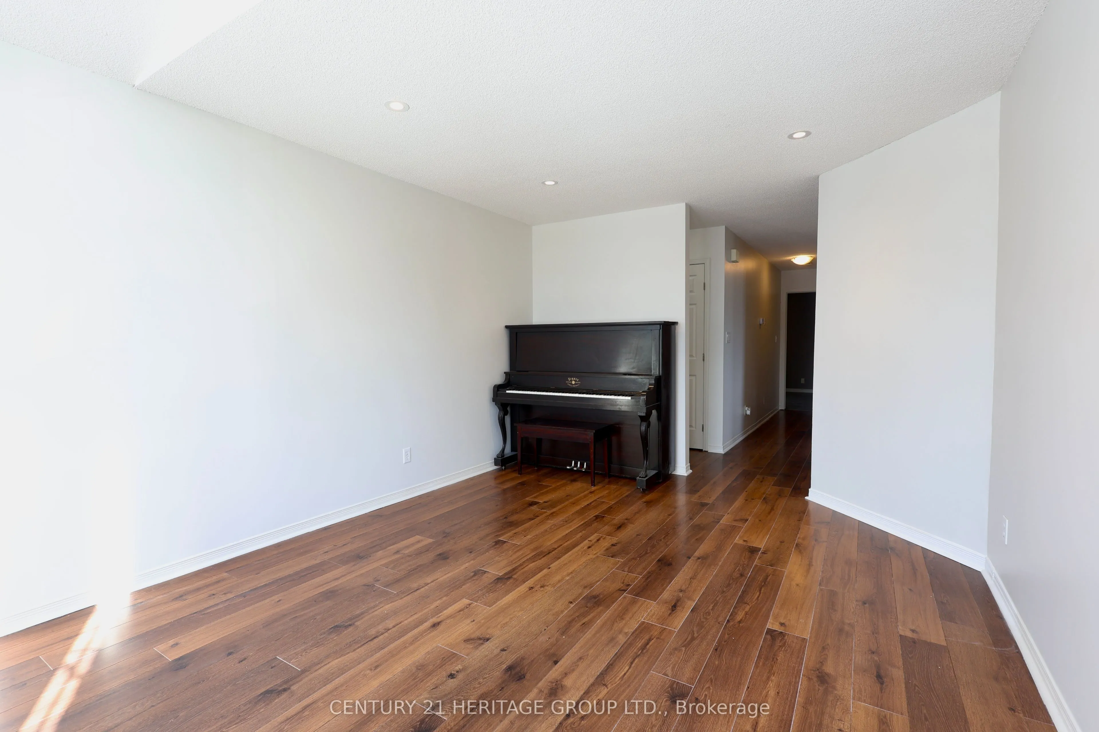 1021 Greenwood Park Drive