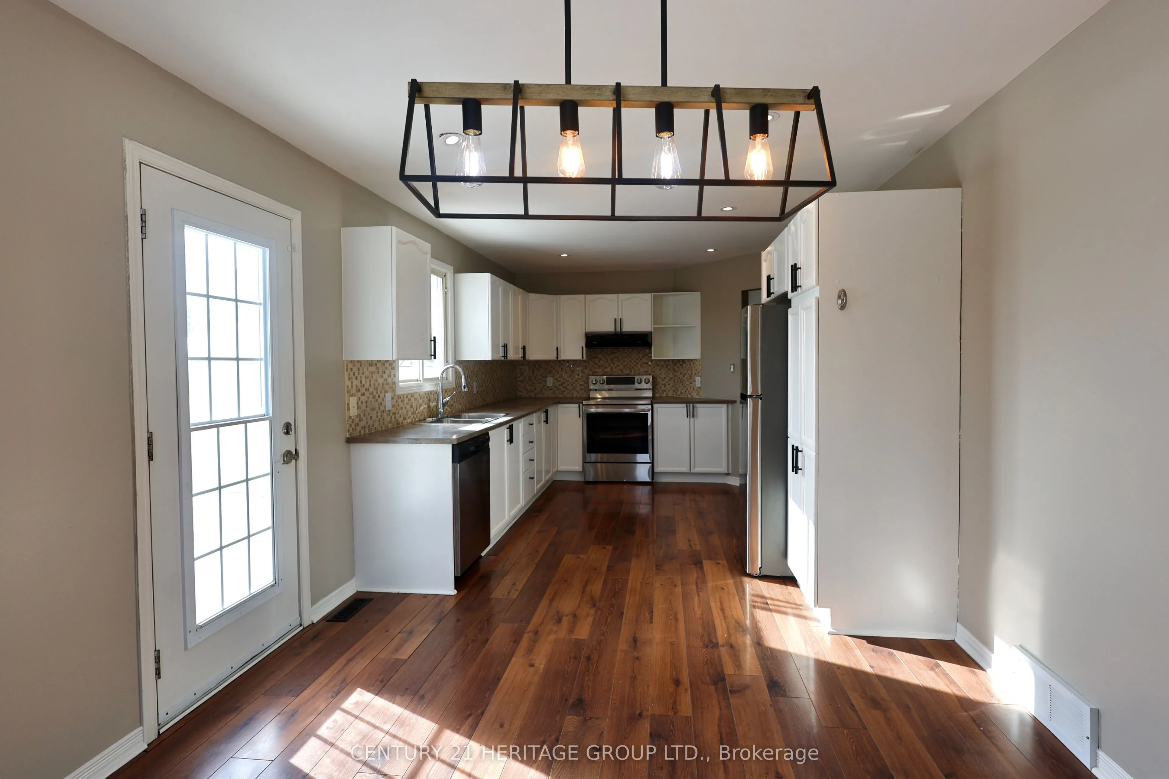1021 Greenwood Park Drive