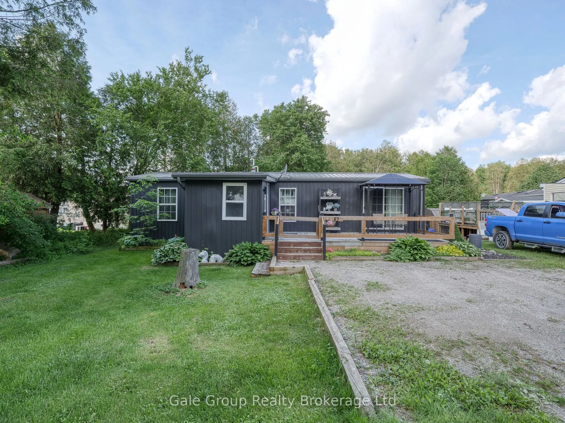 495856 10th Line, #67