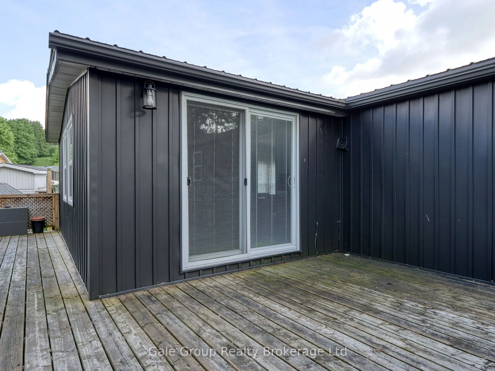 495856 10th Line, #67