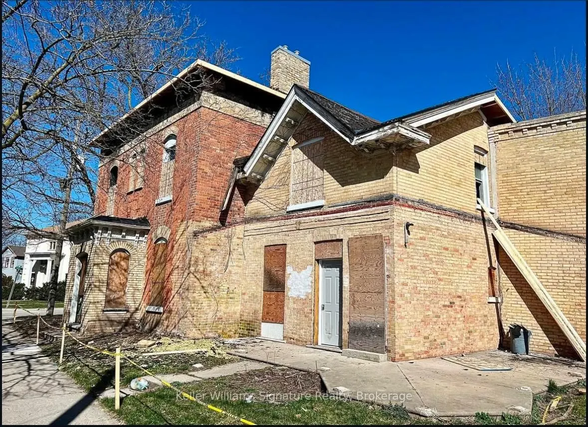 93 West Street