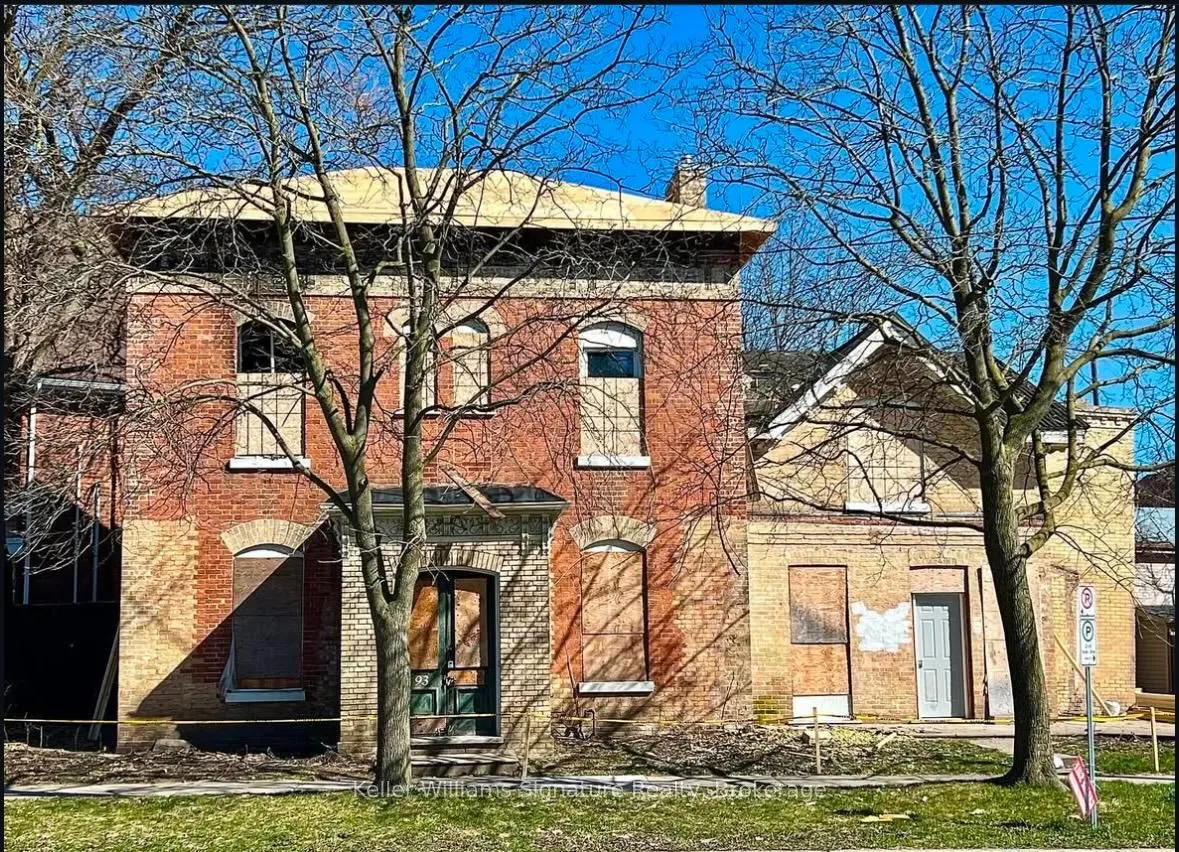 93 West Street