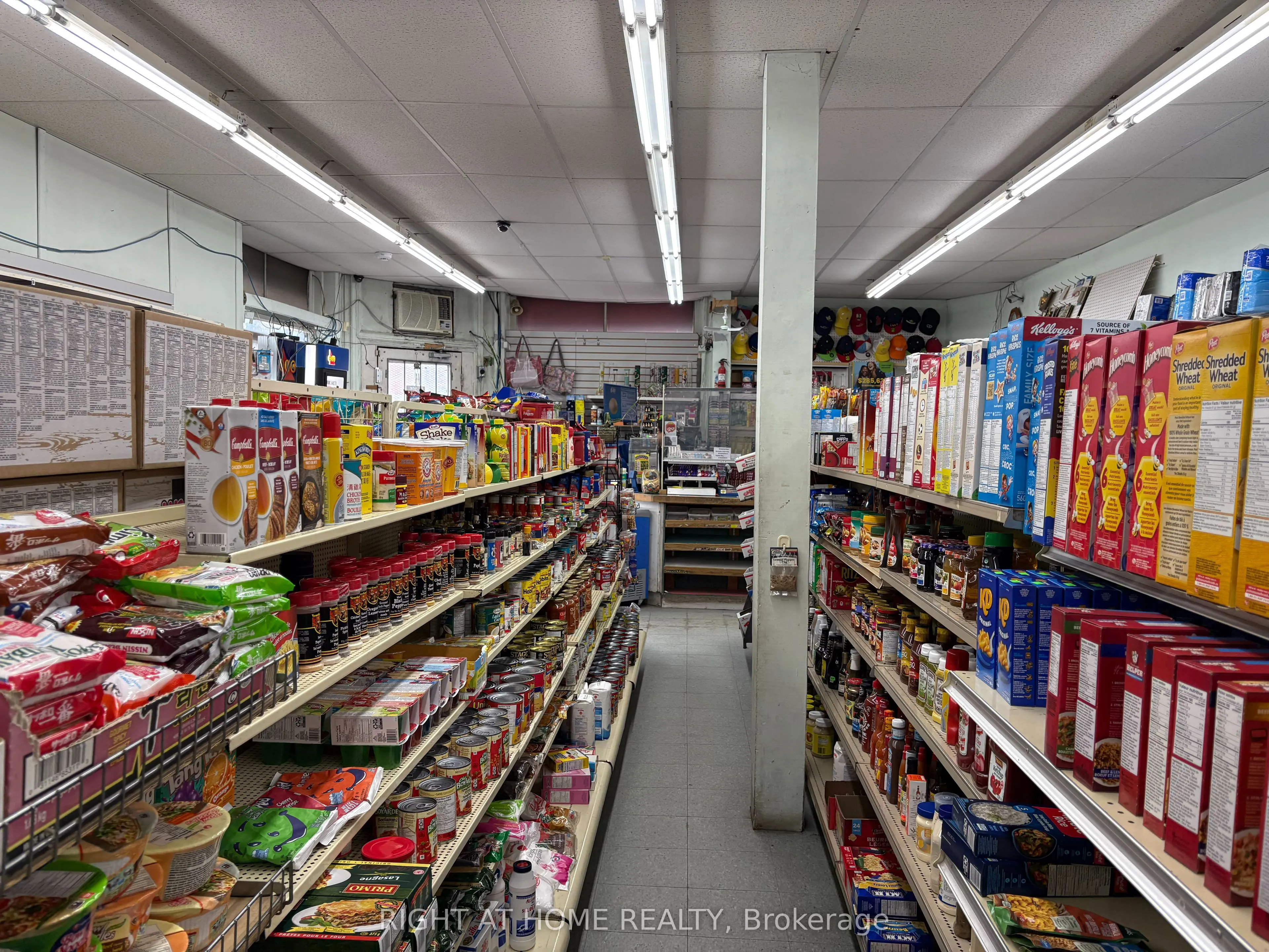 83 Walnut Street S
