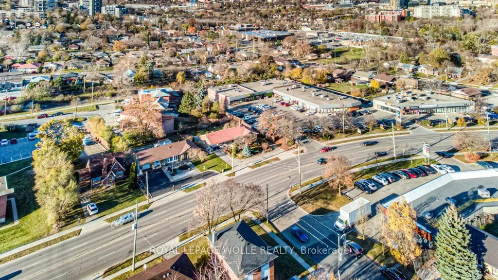230 Highland Road W