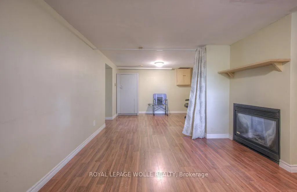 230 Highland Road W