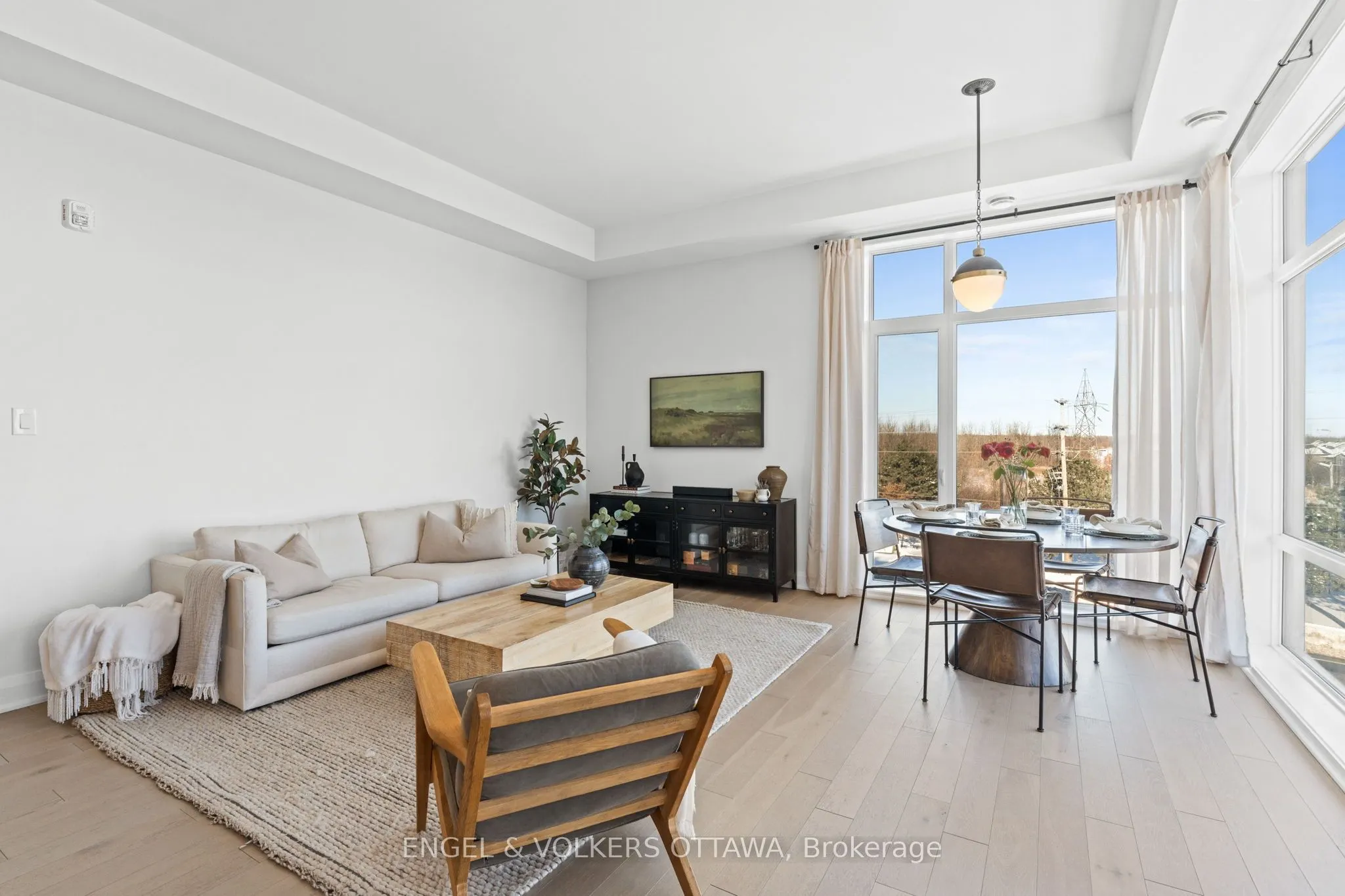 100 Cortile Private #301